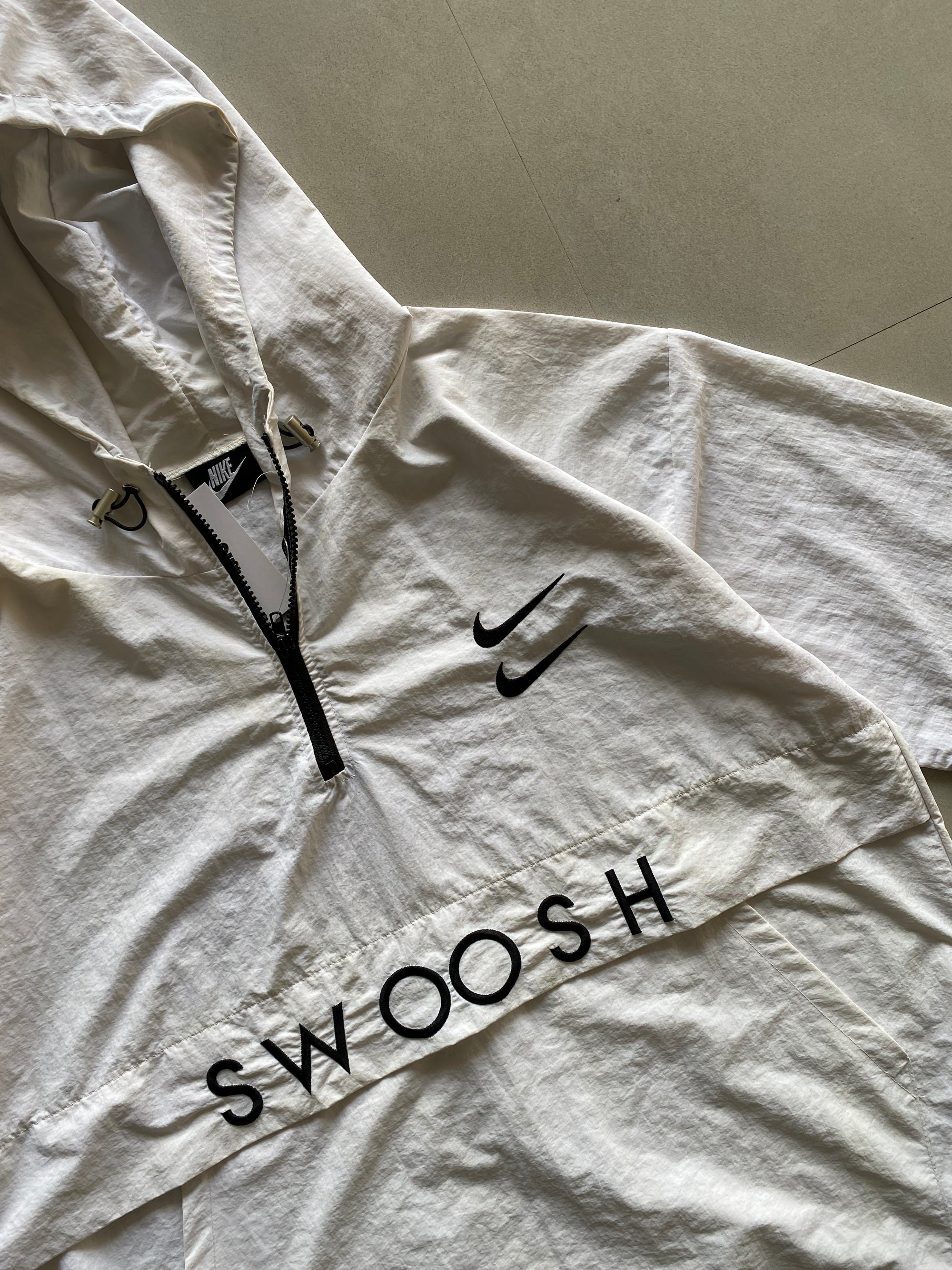 NIKE SWOOSH HALF SLEEVE JACKET ( BOOTLEG) - XL