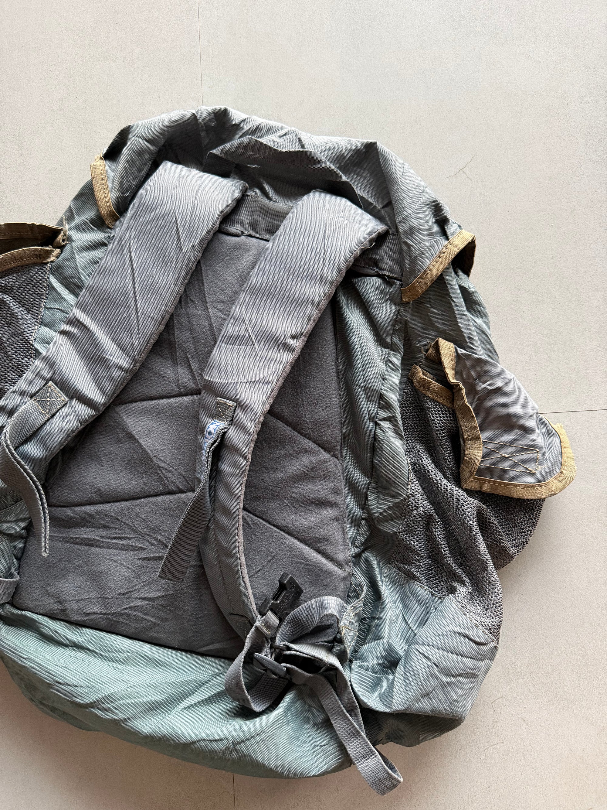 VINTAGE FORCLAZ HIKING BAG