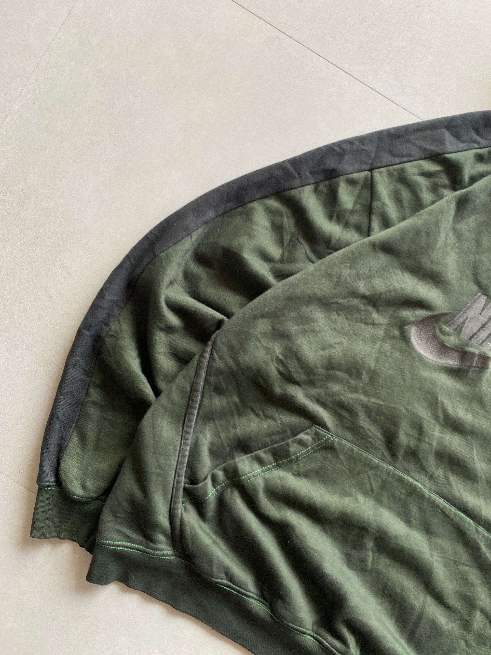 NIKE BIG LOGO HOODIE - L