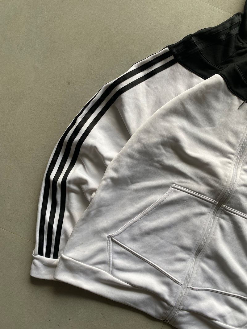 ADIDAS STRIPED JACKET - M
