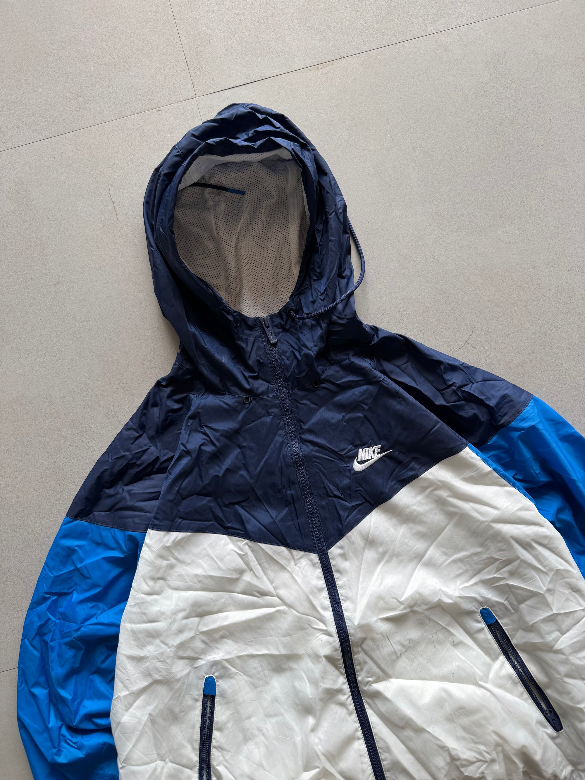 VINTAGE NIKE HOODED JACKET - XL