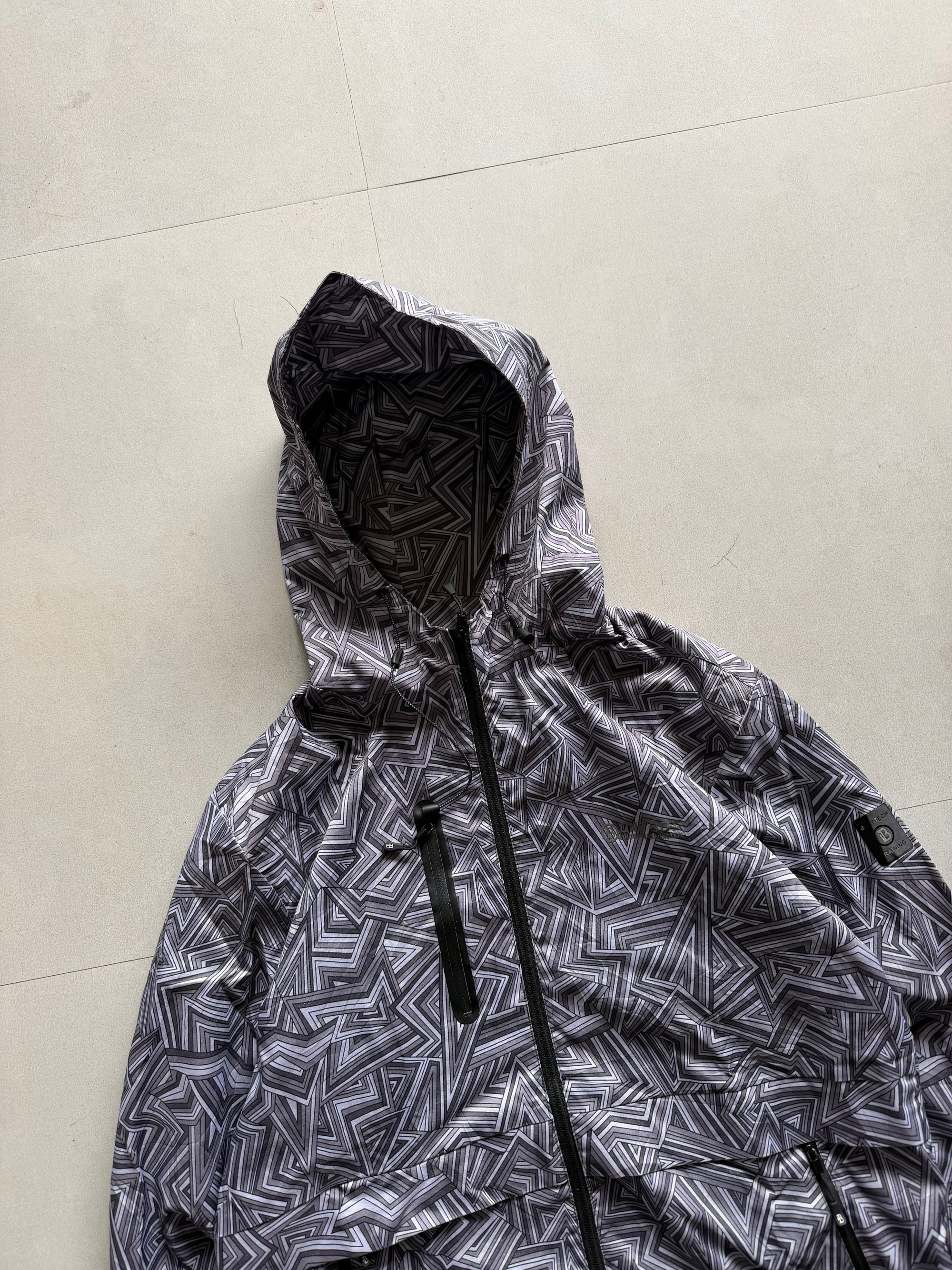 TACTICAL HIKING JACKET - M