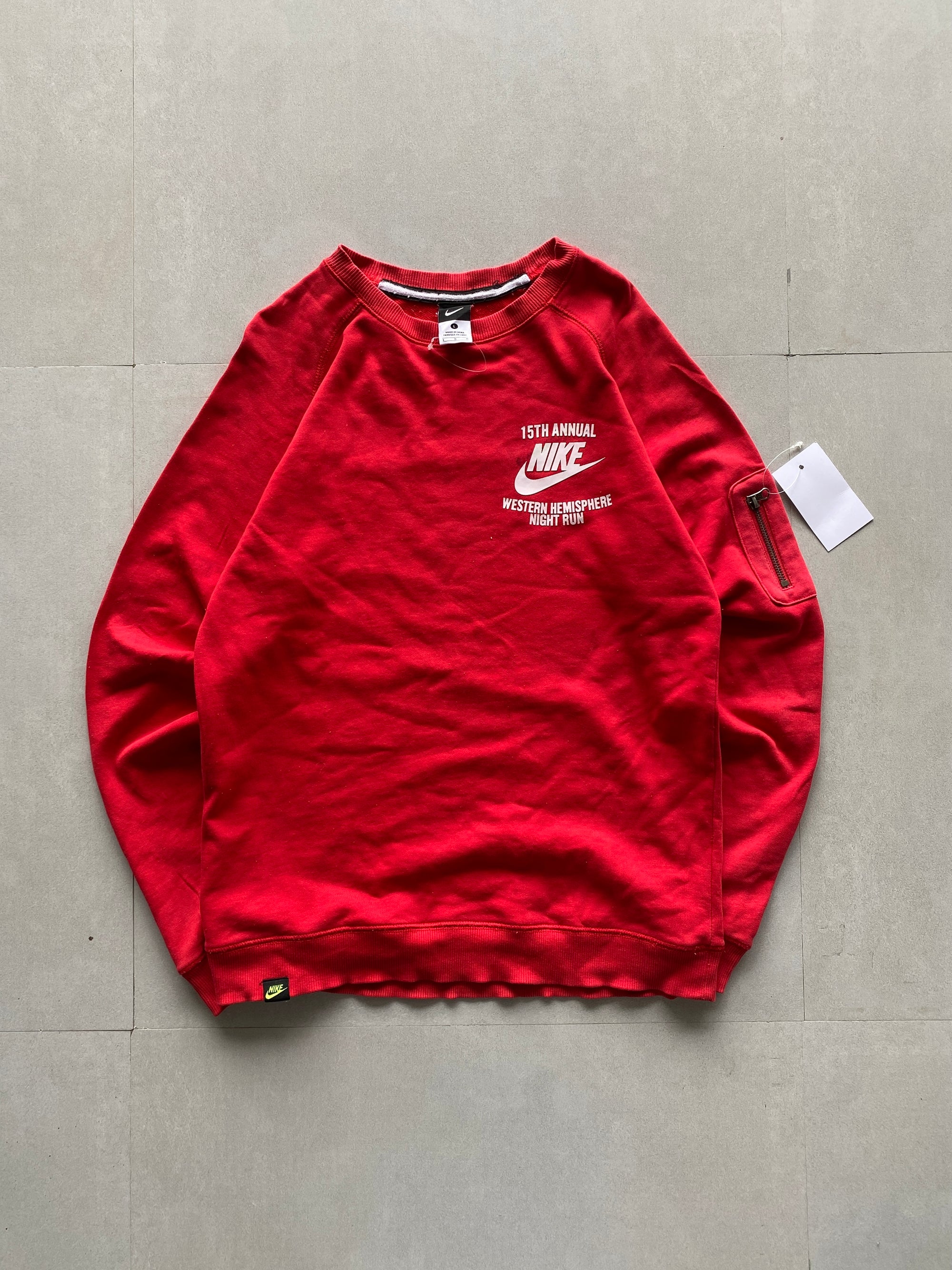 NIKE SWEATSHIRT - S
