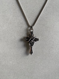 COBRA CEOSS PENDANT CHAIN