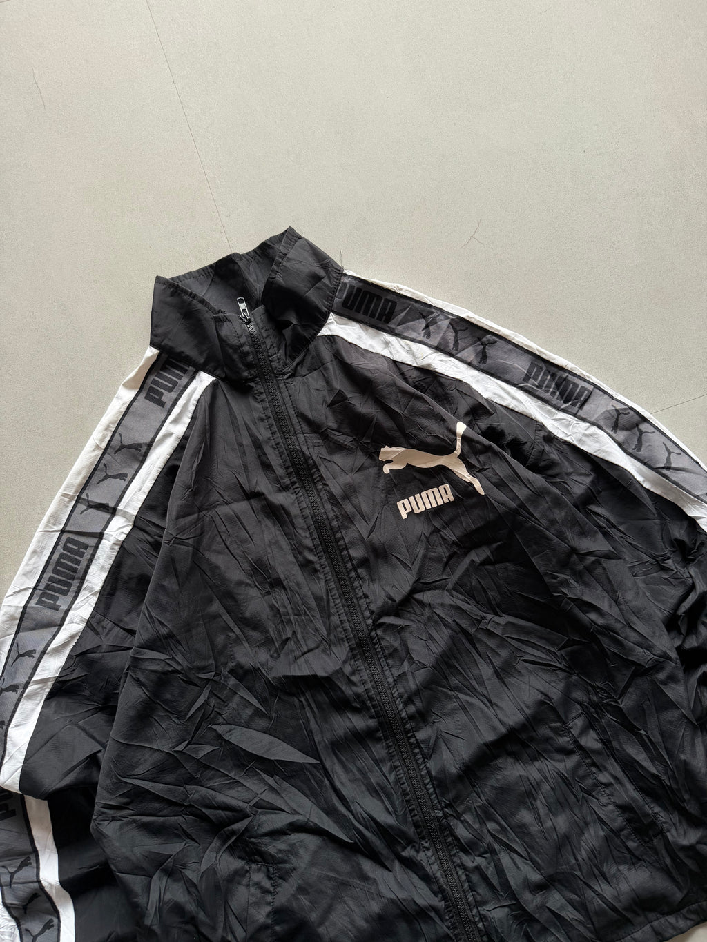 VINTAGE PUMA JACKET - L