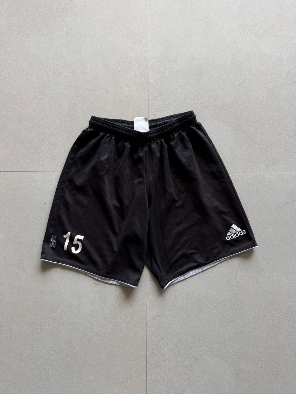 ADIDAS SHORTS - XS