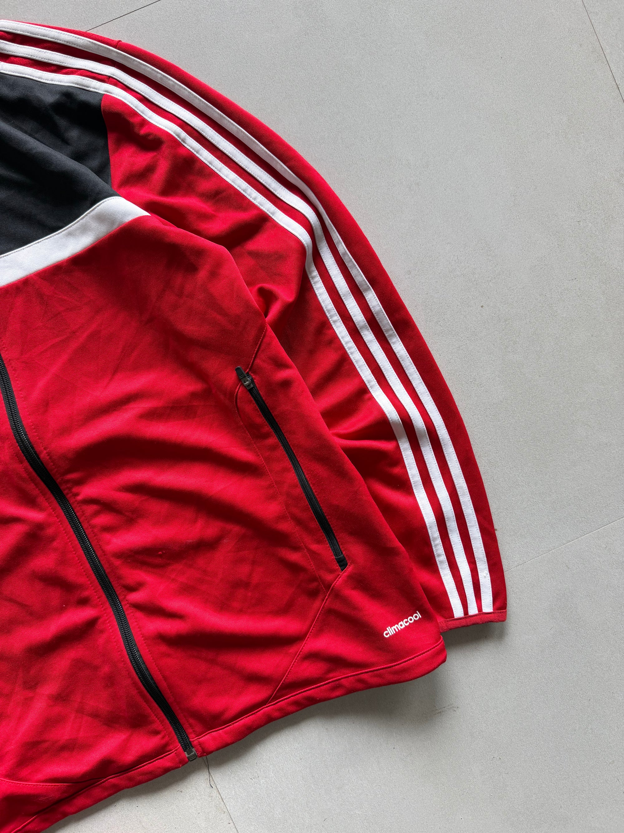 VINTAGE ADIDAS JACKET - M
