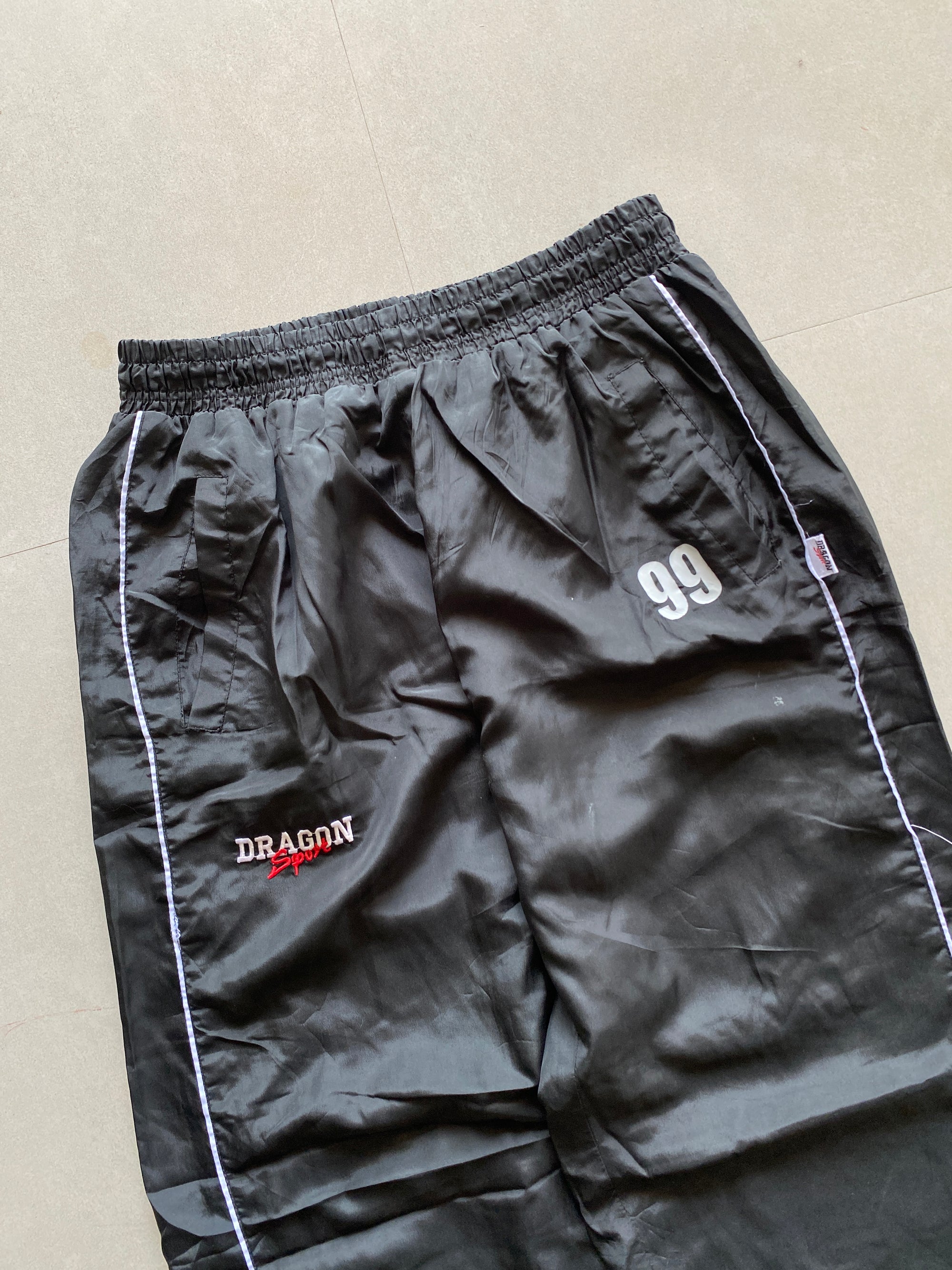 DRAGON BAGGY TRACK PANT - M