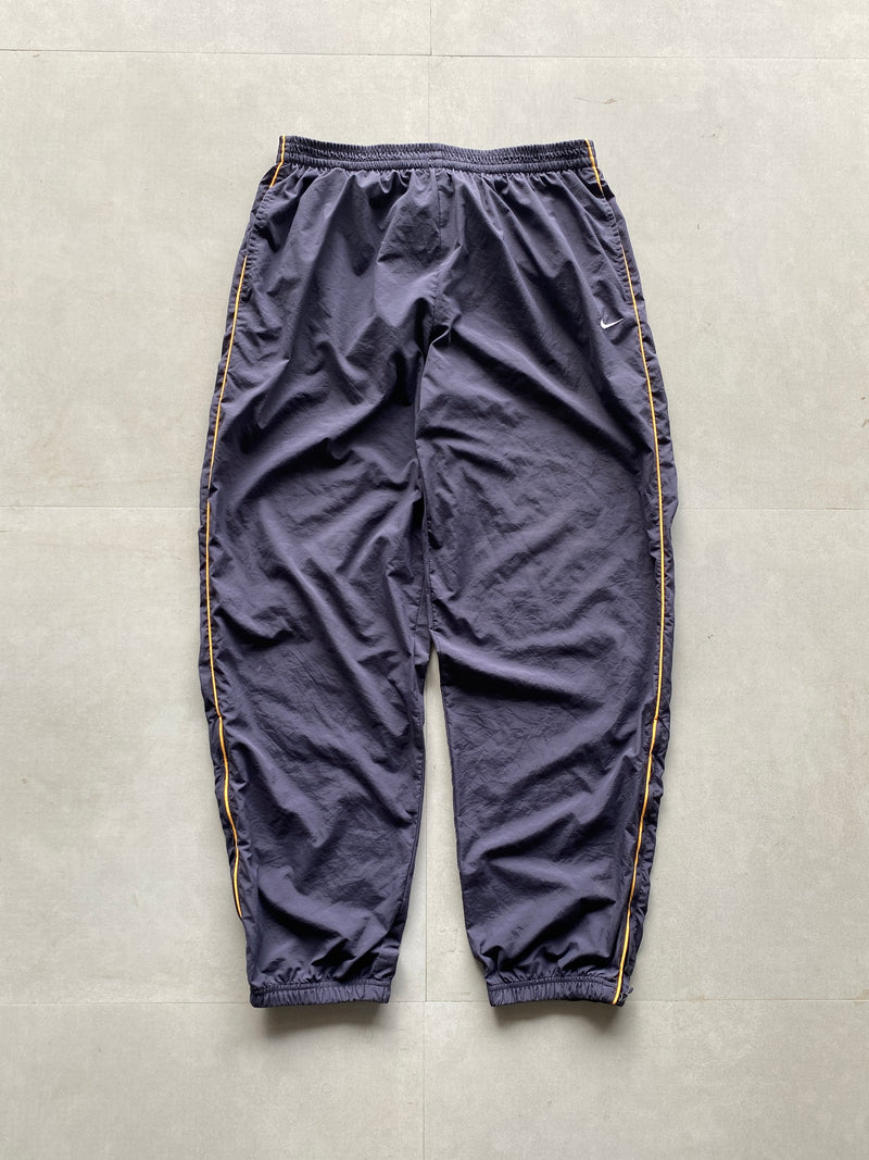VINTAGE NIKE JOGGER TRACK - M