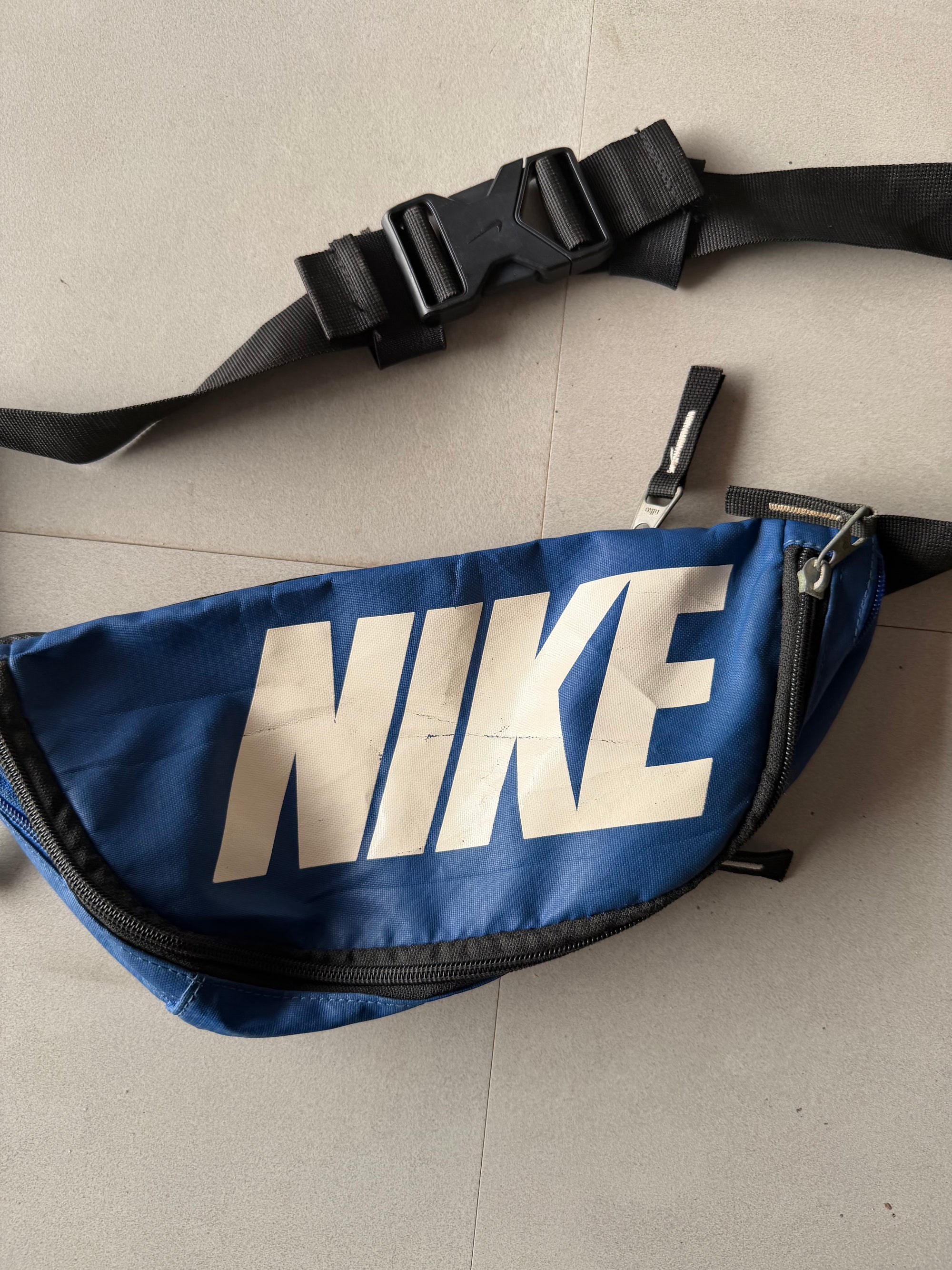 NIKE FANNY PACK
