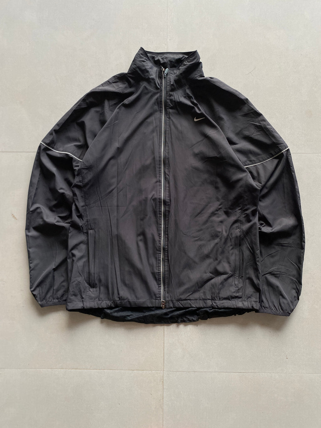 VINTAGE NIKE JACKET - M