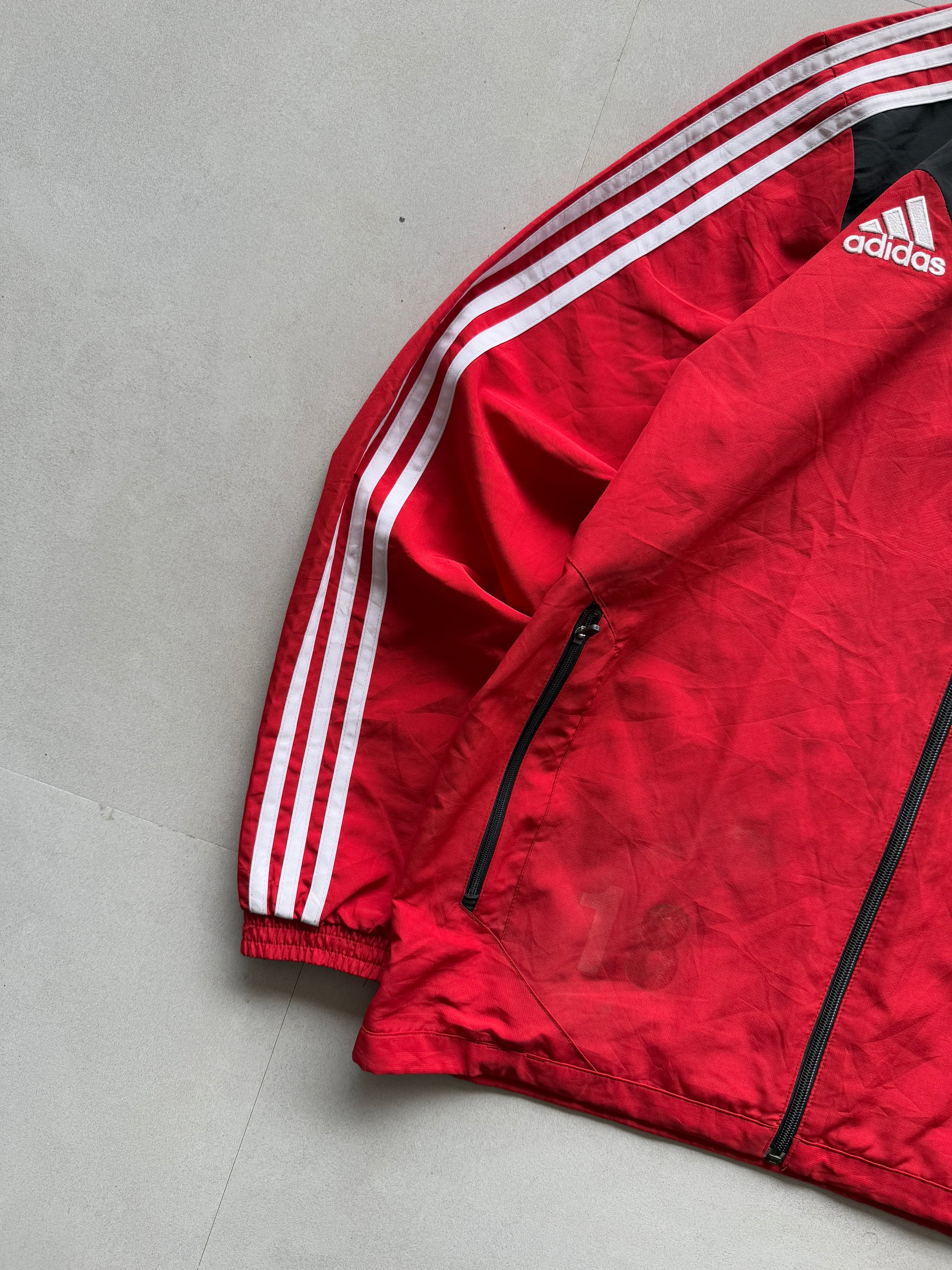 ADIDAS RED STRIPED JACKET - L