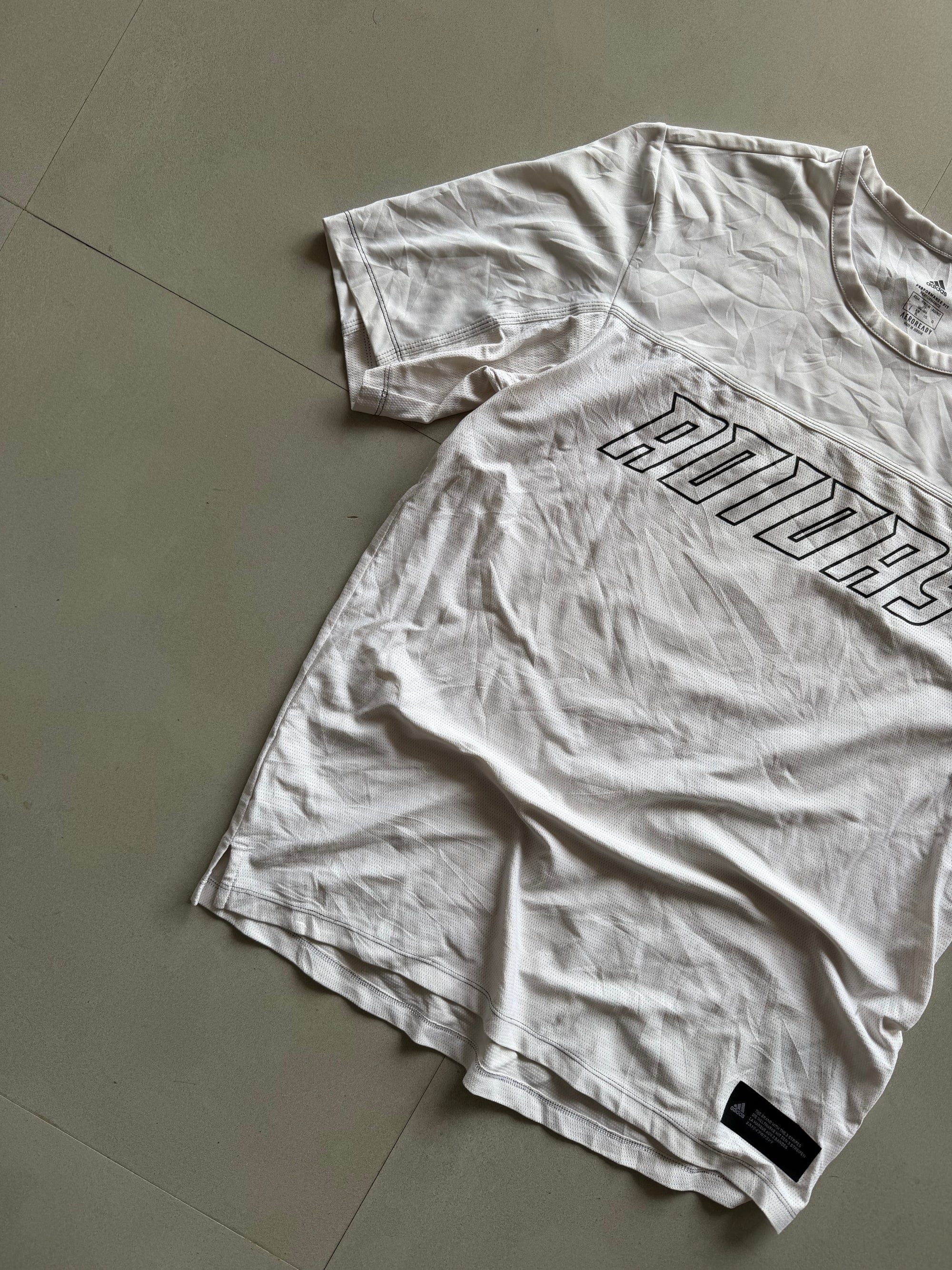 ADIDAS SPELL OUT TEE - M