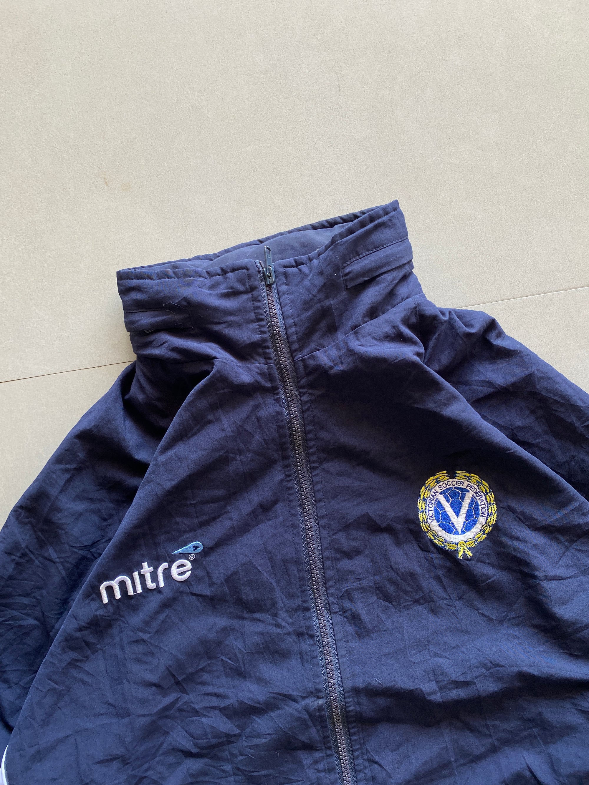 MITRE VICTORIAN SOCCER JACKET - XL