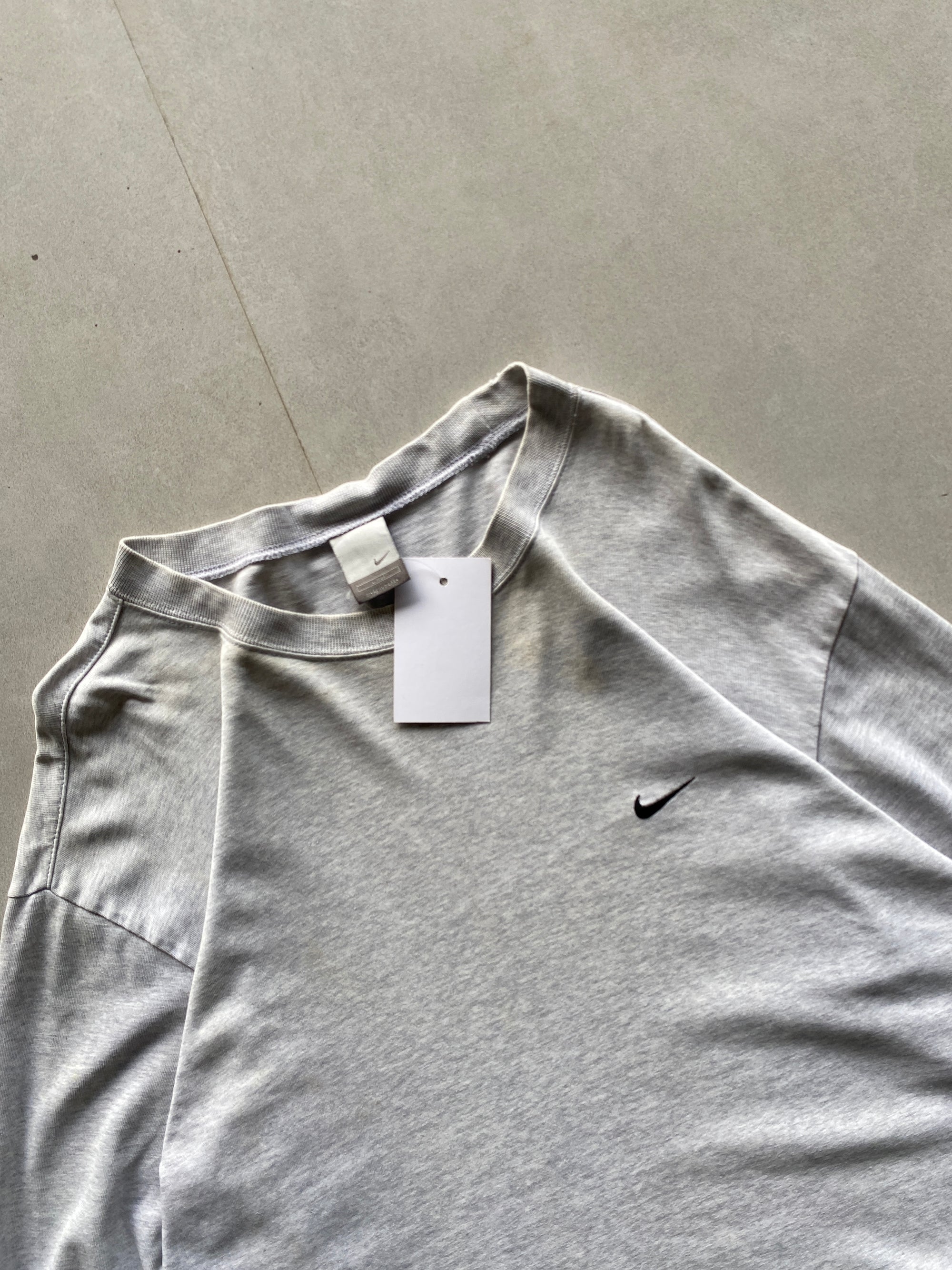00s NIKE FULL SLEEVE TEE - M