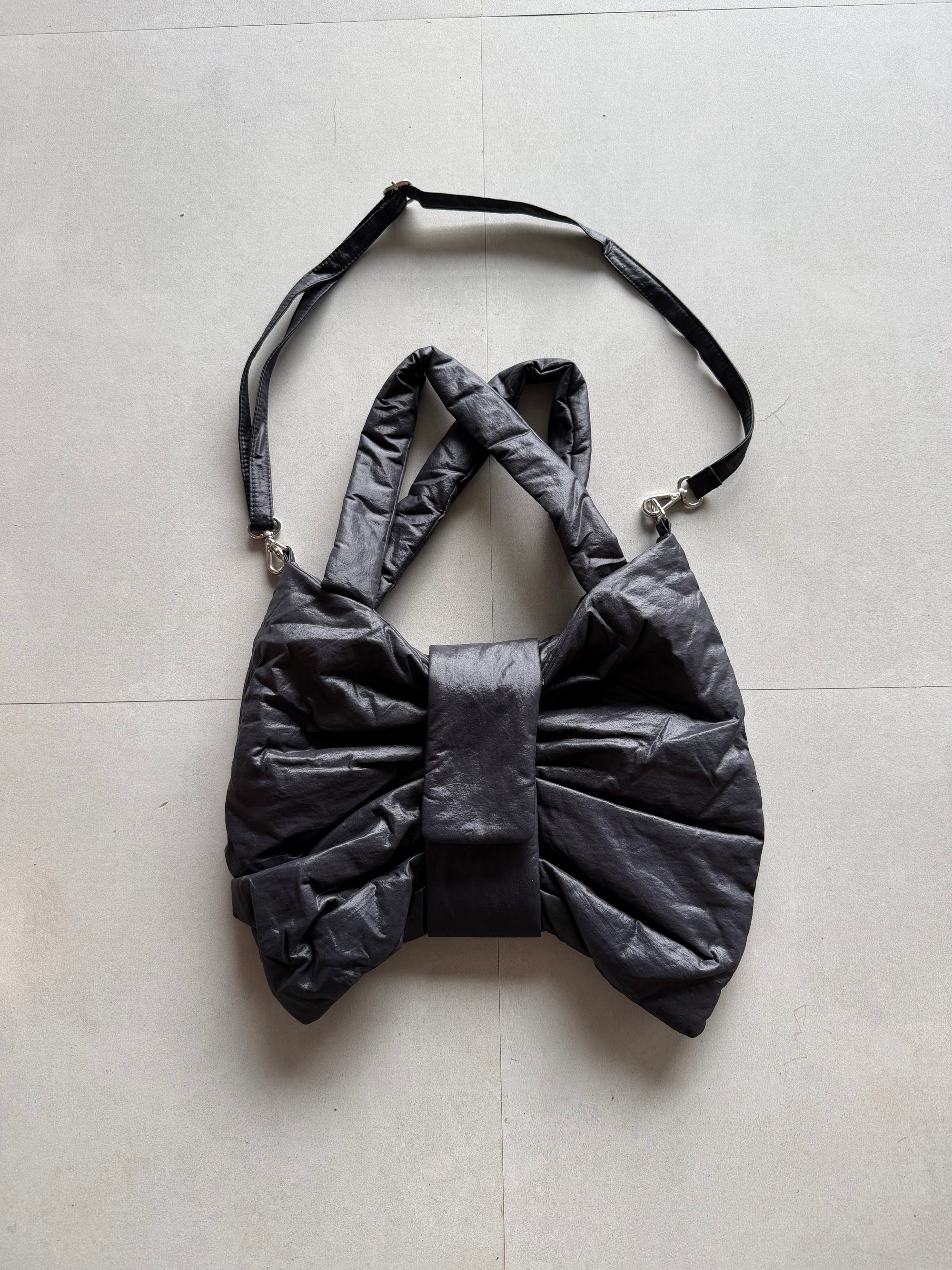 SHOULDER BAG
