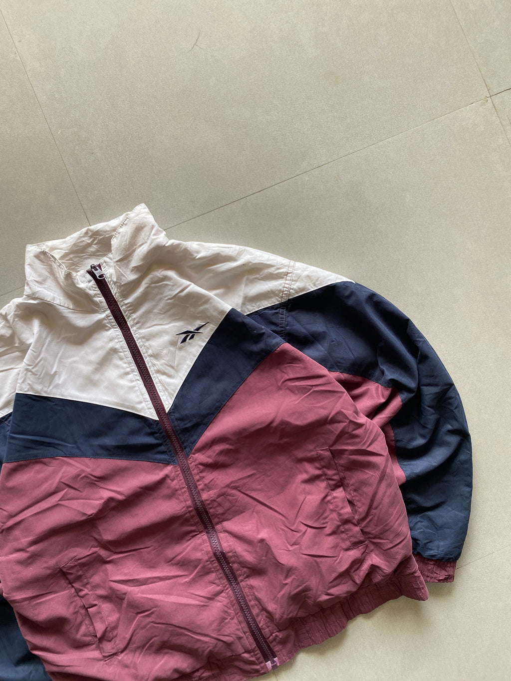 VINTAGE REEBOK JACKET - L