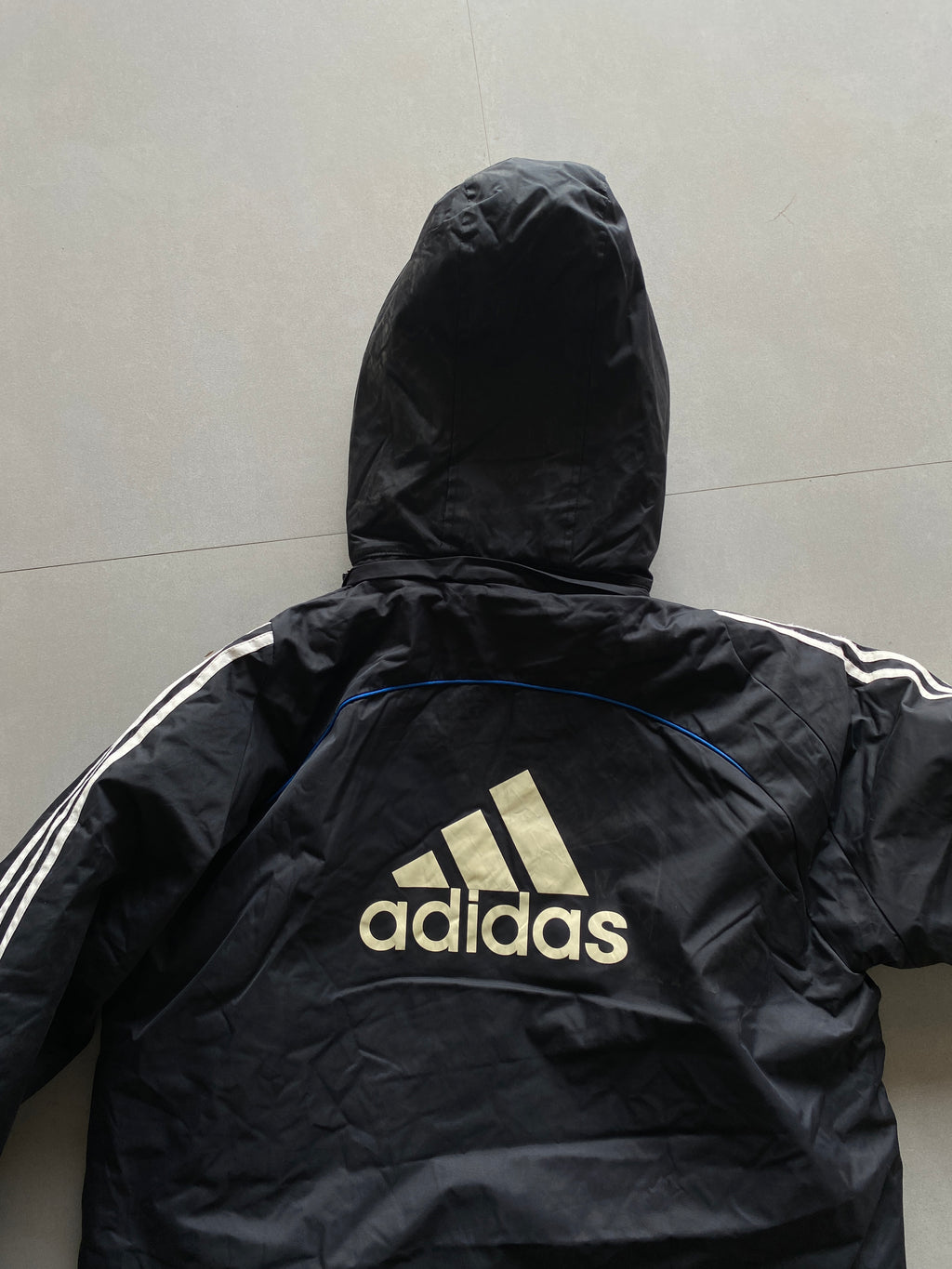 ADIDAS CHELSEA PUFFER JACKET  - L
