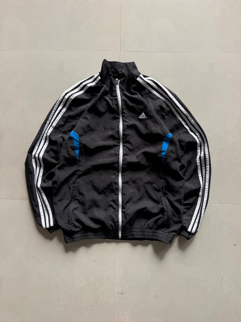 ADIDAS STRIPED JACKET - M