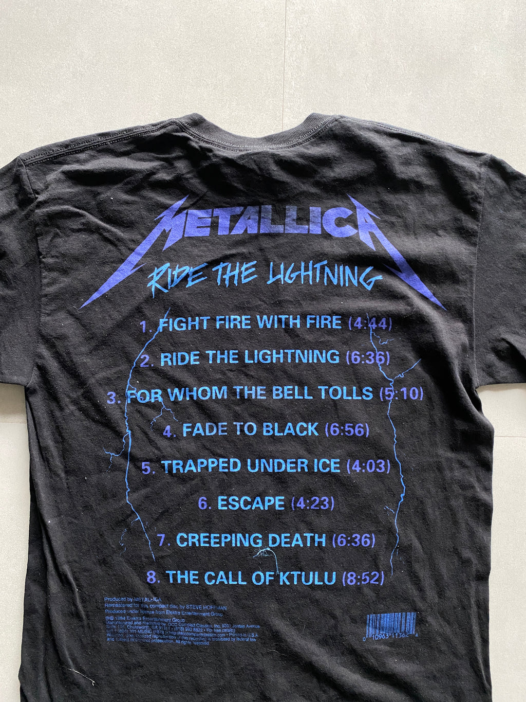 2017 GILDAN METALICA RIDE THE LIGHTNING TEE - M