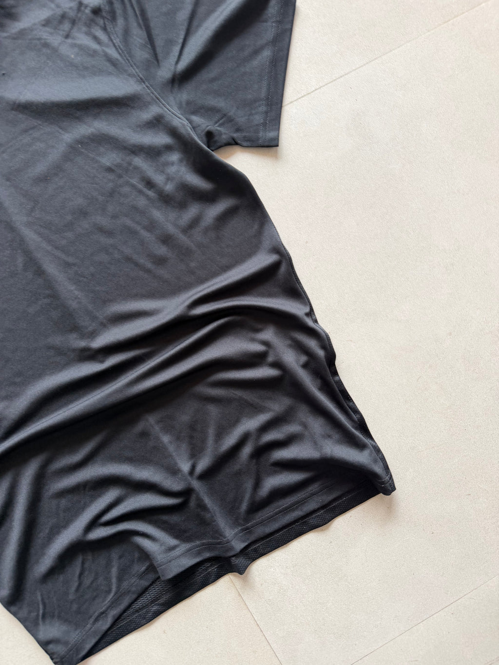 NIKE DRI FIT TEE - XS