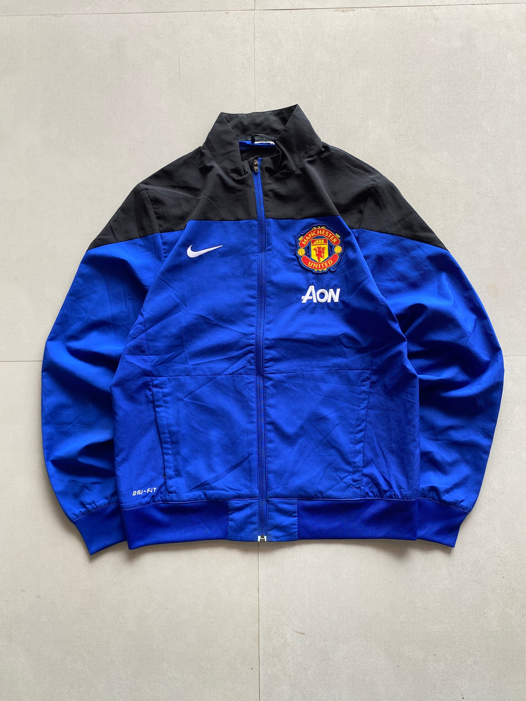 NIKE MANCHESTER UNITED JACKET - S