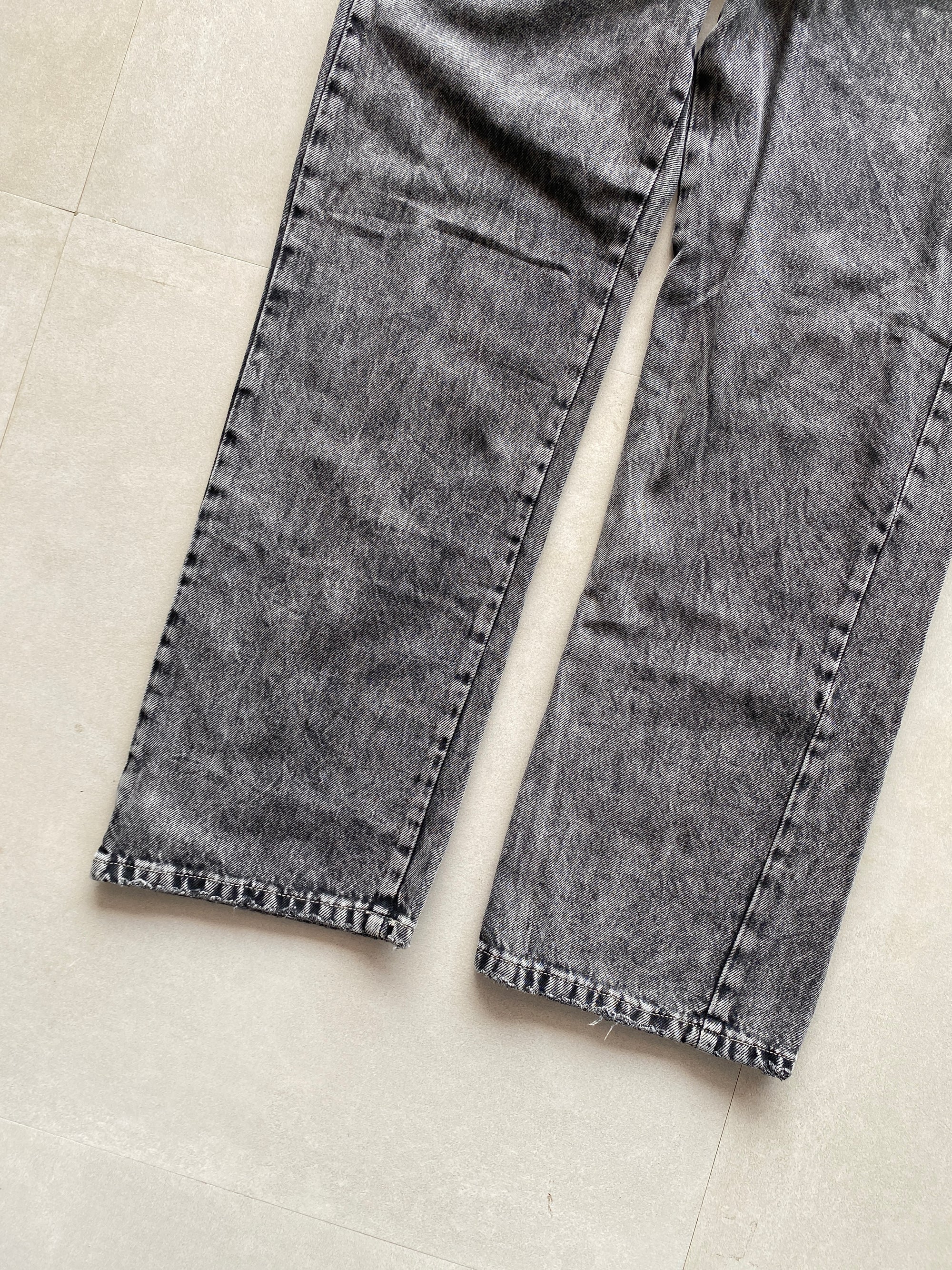 STRIGHT FIT DENIM - S
