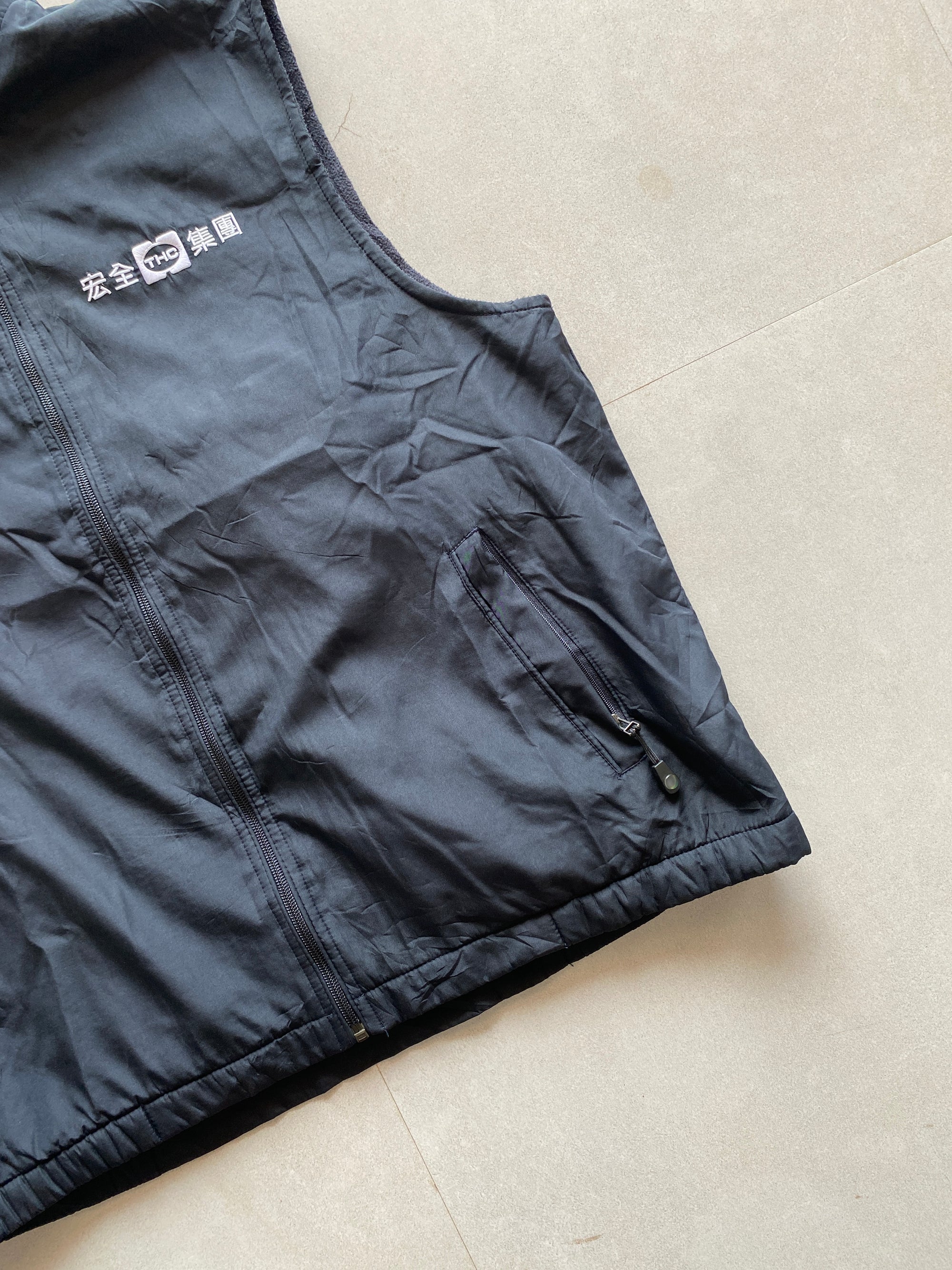 SLEEVELESS JACKET - L