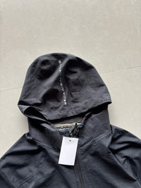 UNDER ARMOUR JACKET - XL