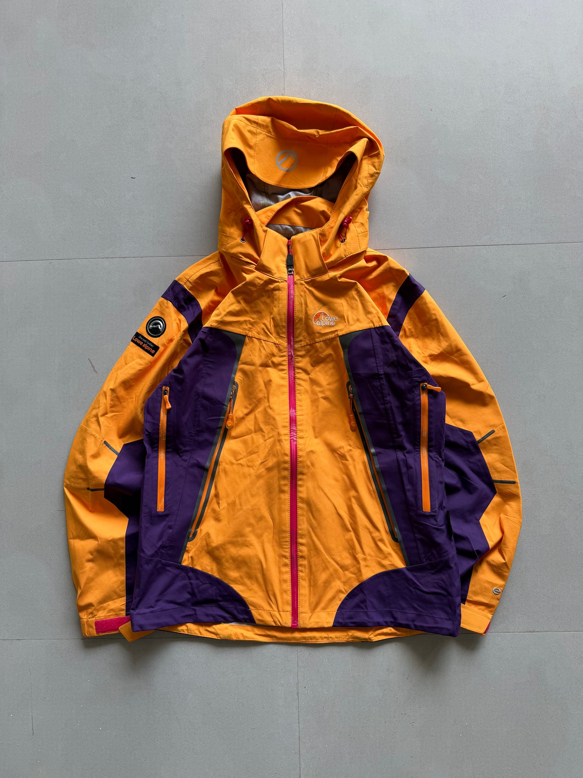 LOWE ALPINE TREKKING JACKET - S