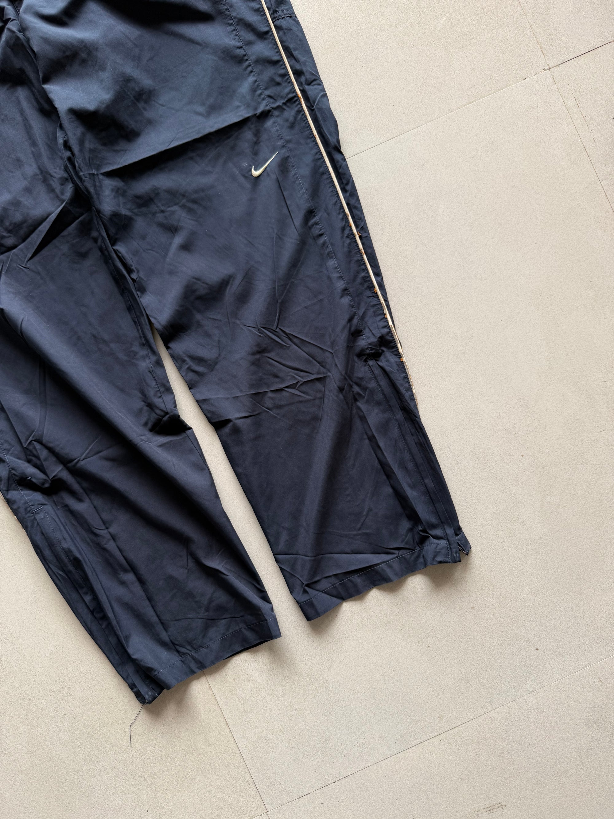 VINTAGE NIKE TRACK PANT9 - L