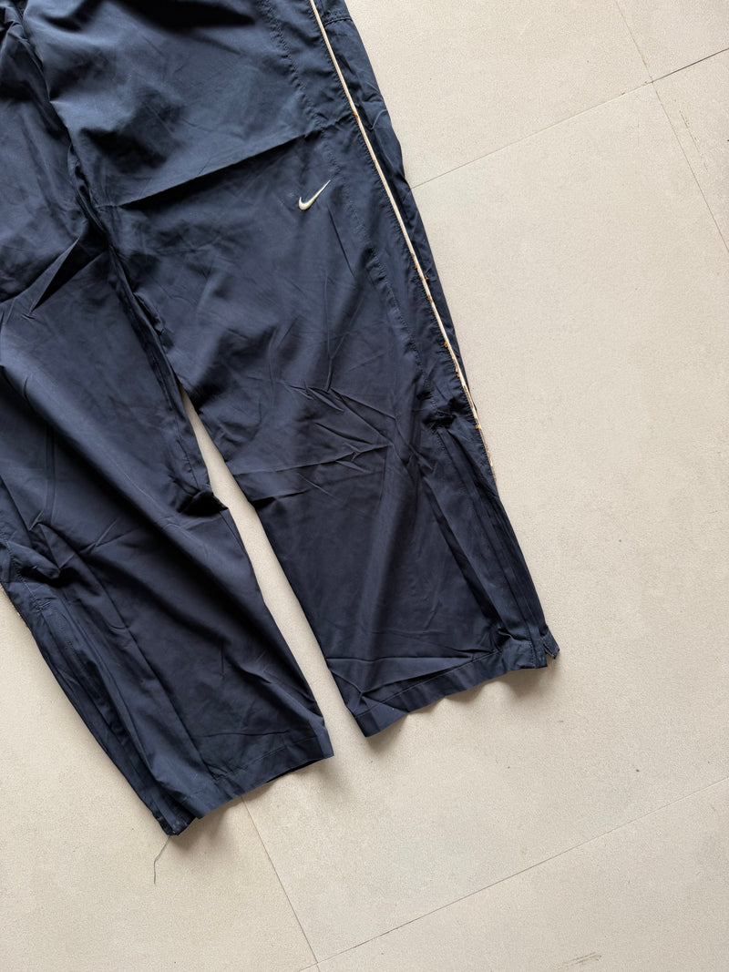 VINTAGE NIKE TRACK PANT9 - L