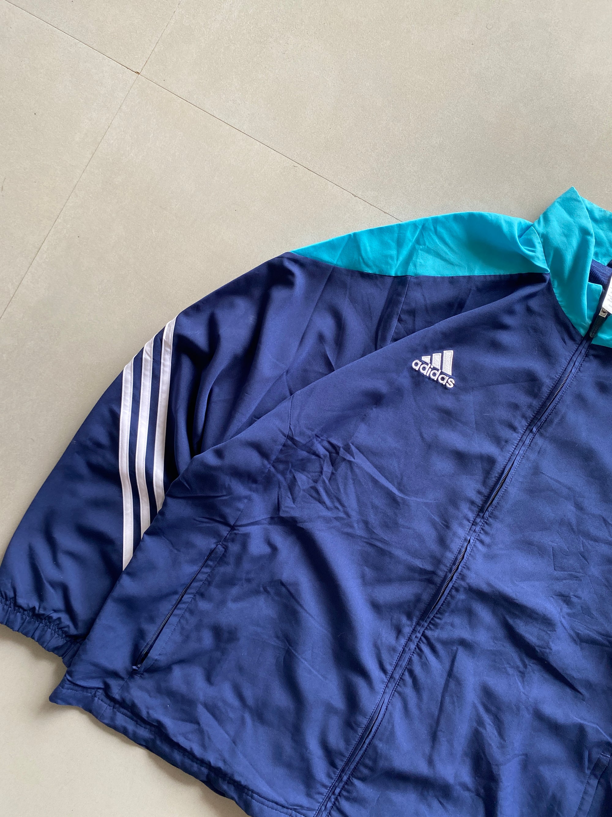 ADIDAS STRIPED JACKET - XXL