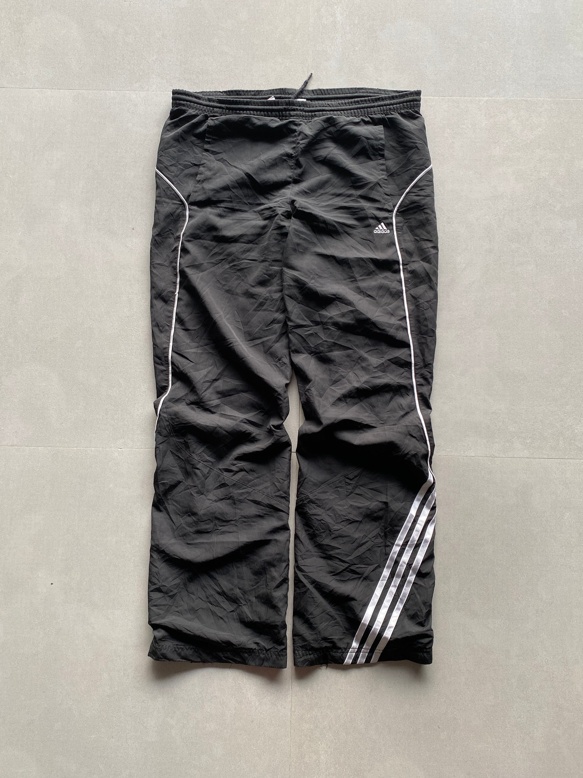 ADIDAS STRIPED TRACK - M