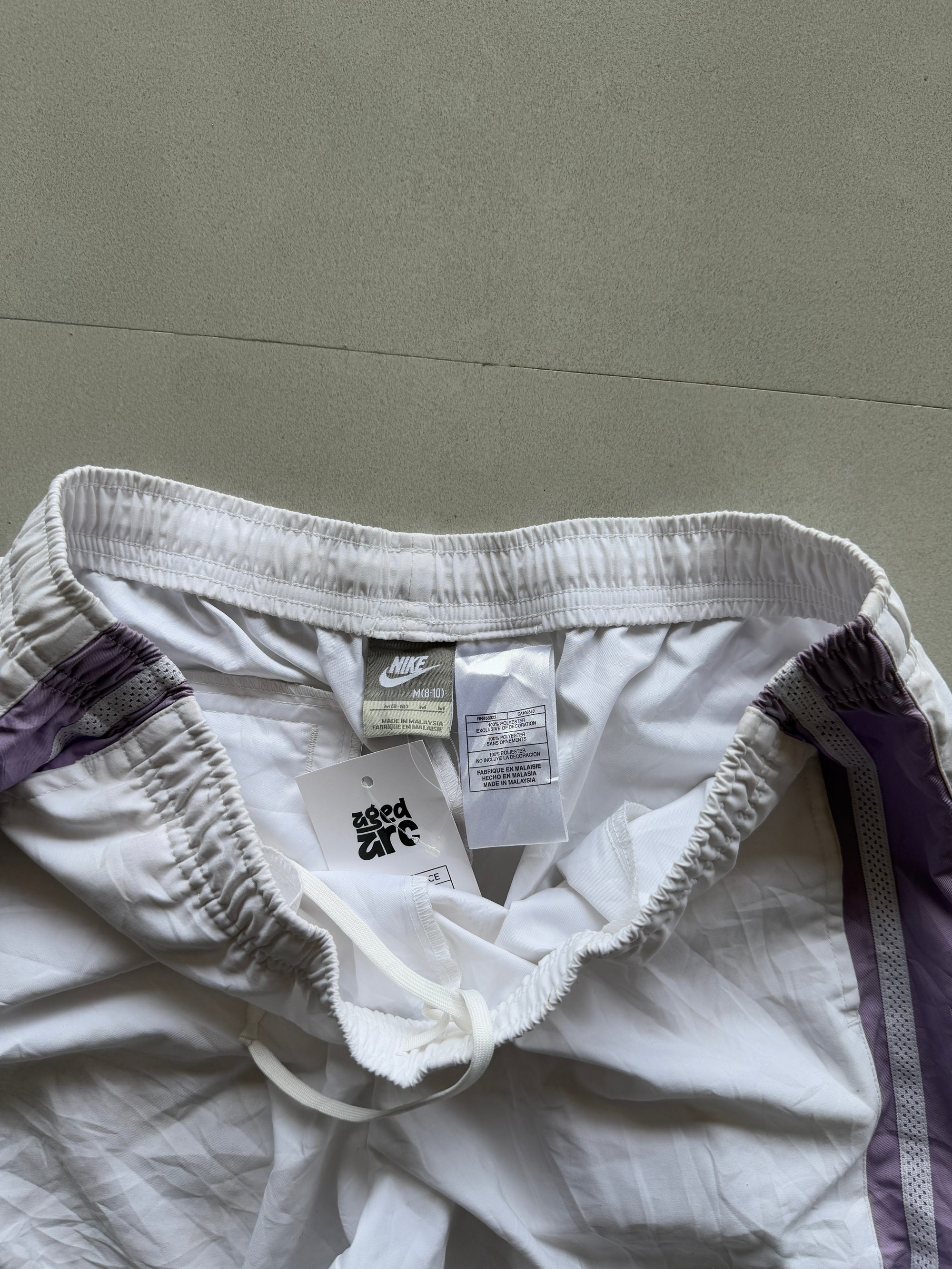 VINTAGE NIKE TRACK PANTS -