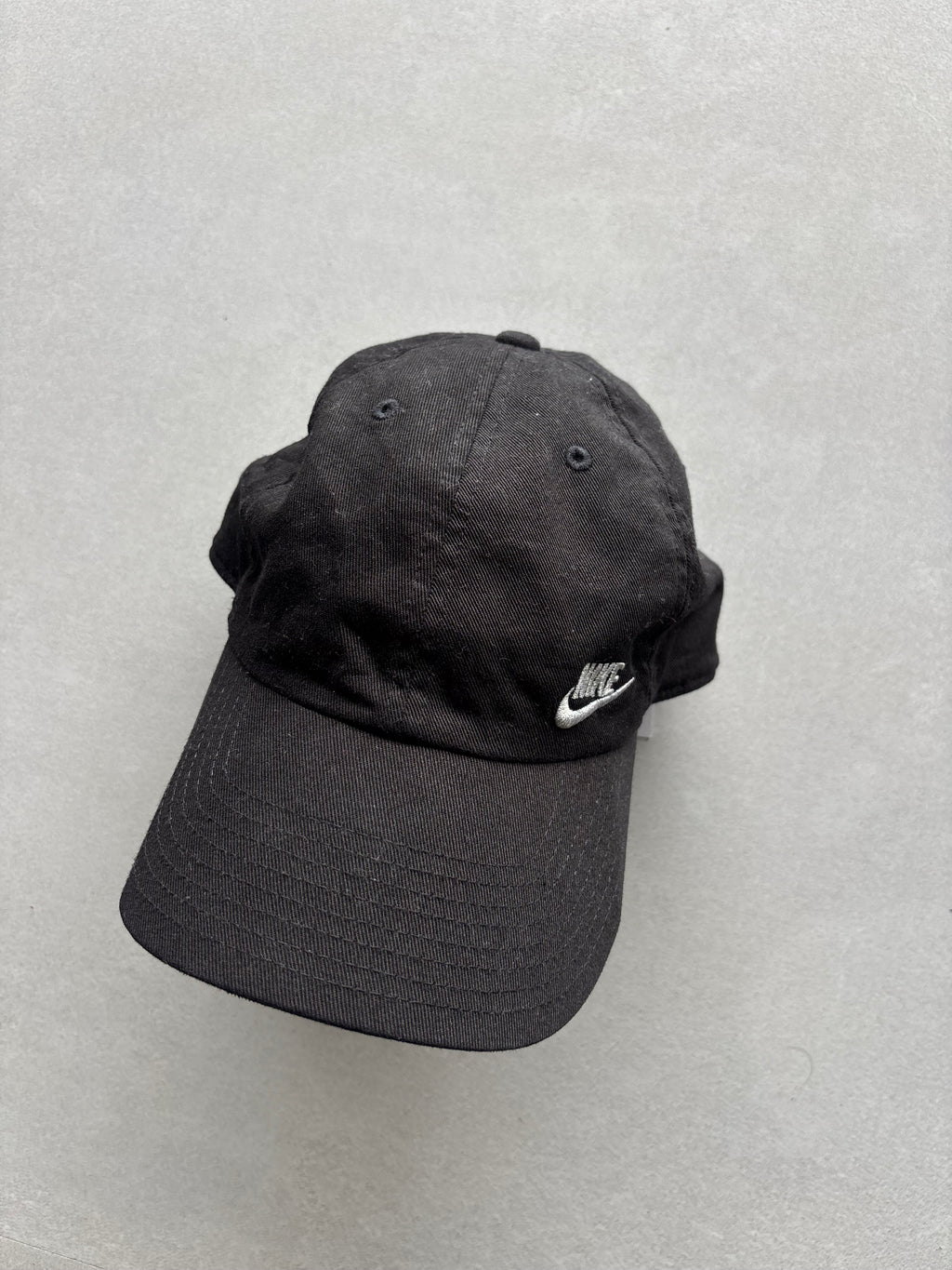 NIKE BLACK CAP
