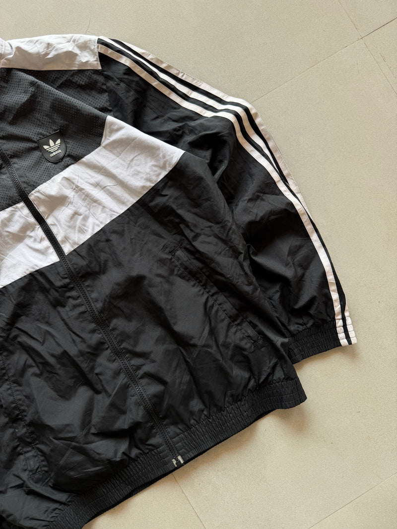 ADIDAS ORGINALS STRIPED JACKET - M
