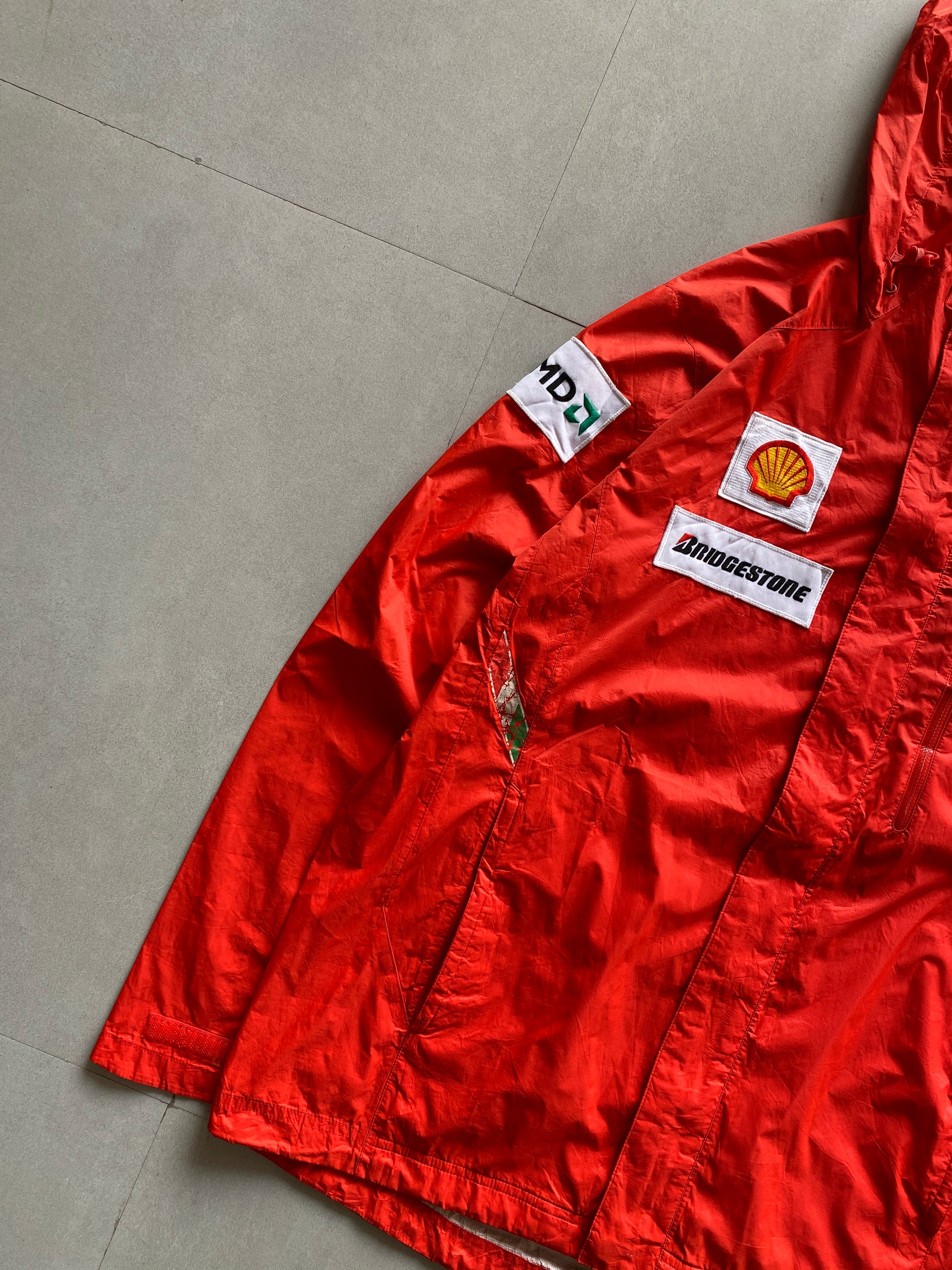 VINTAGE FERRARI PUMA JACKET - L
