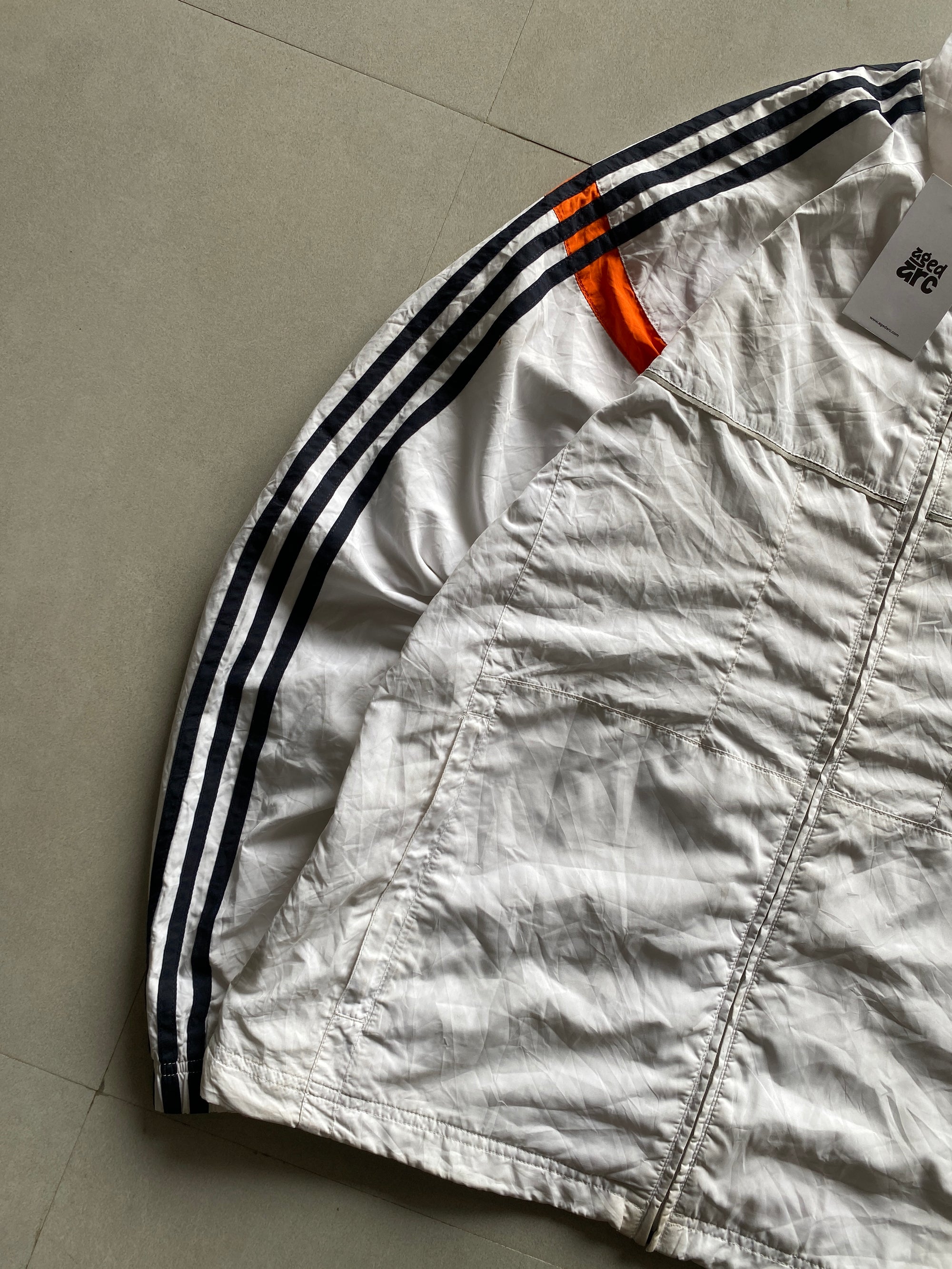 VINTAGE ADIDAS STRIPED JACKET - M