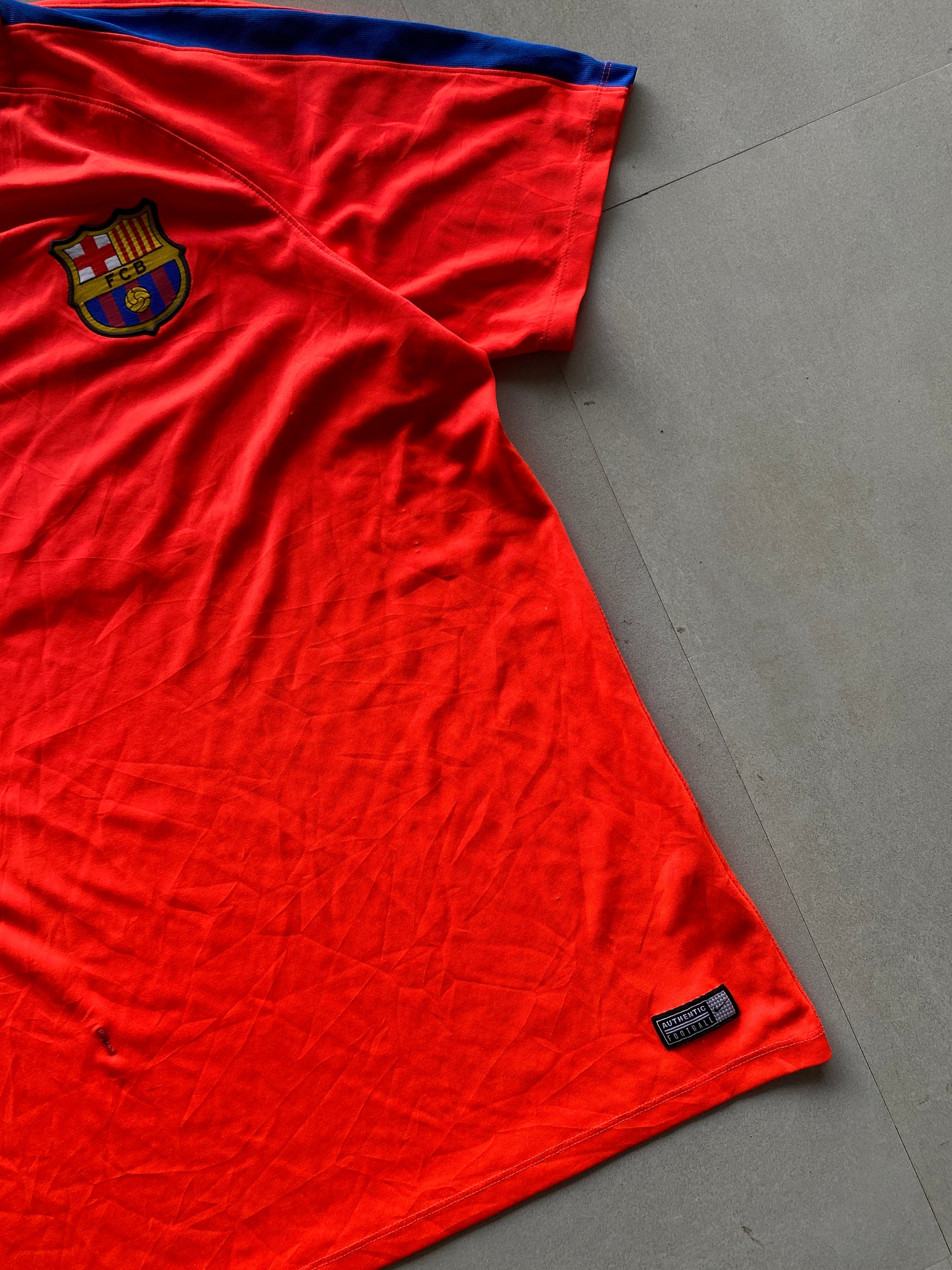 2012 NIKE BARCELONA TRAINING JERSEY - M