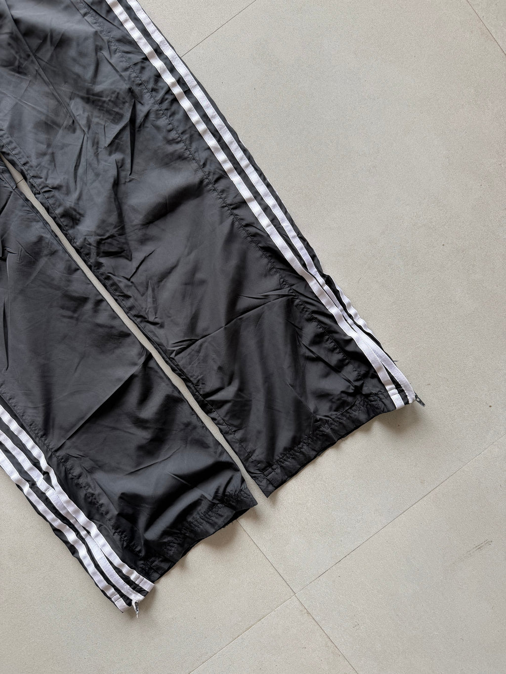 ADIDAS STRIPED TRACK PANT20 - M