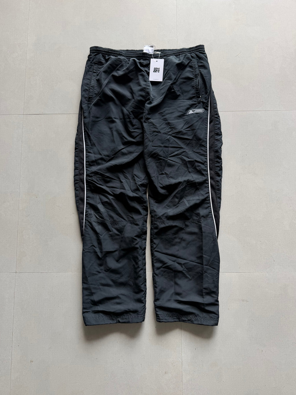 ADIDAS BAGGY TRACK PANT149 - L