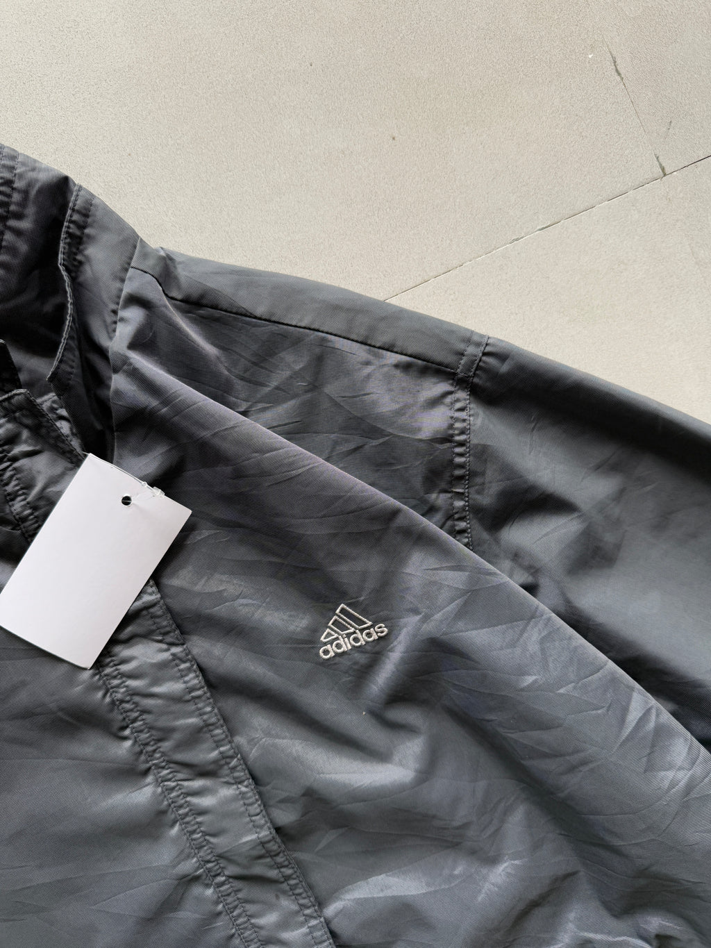 VINTAGE ADIDAS GREY SOLID JACKET - L