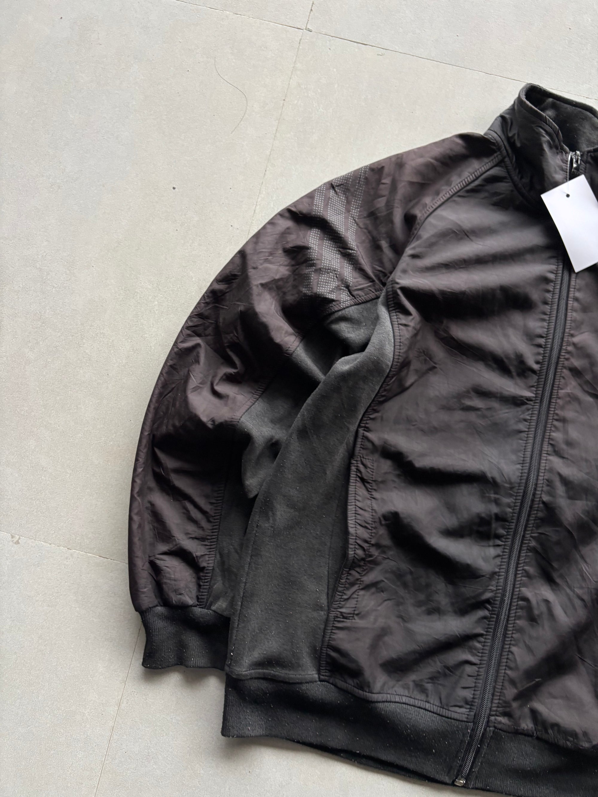 ADIDAS FLEECED JACKET - M