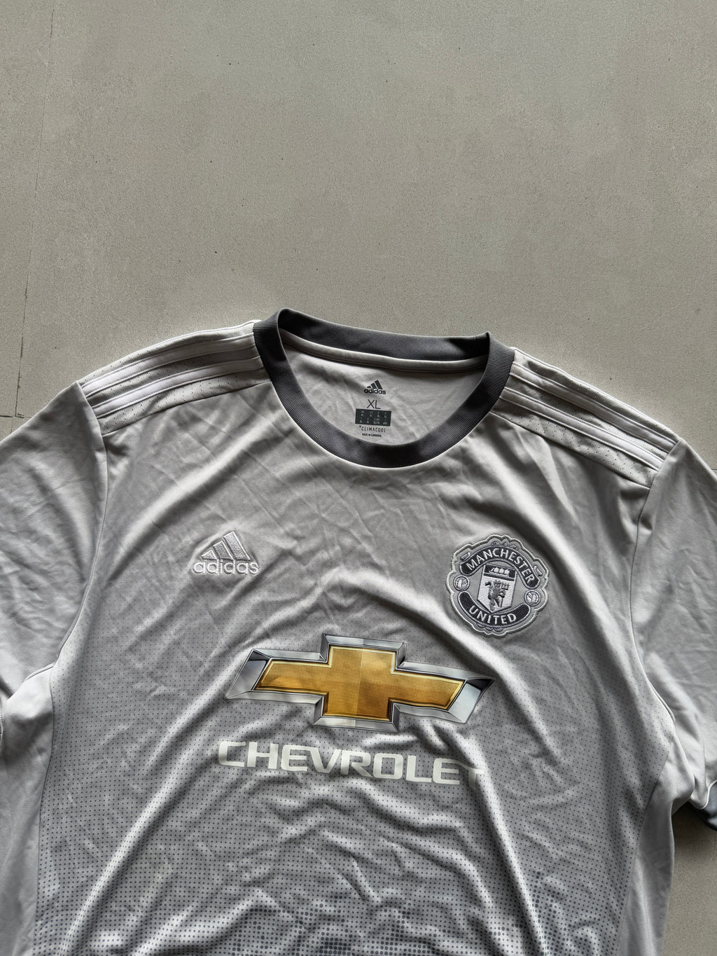 2019 ADIDAS MANCHESTER UNITED JERSEY - XL