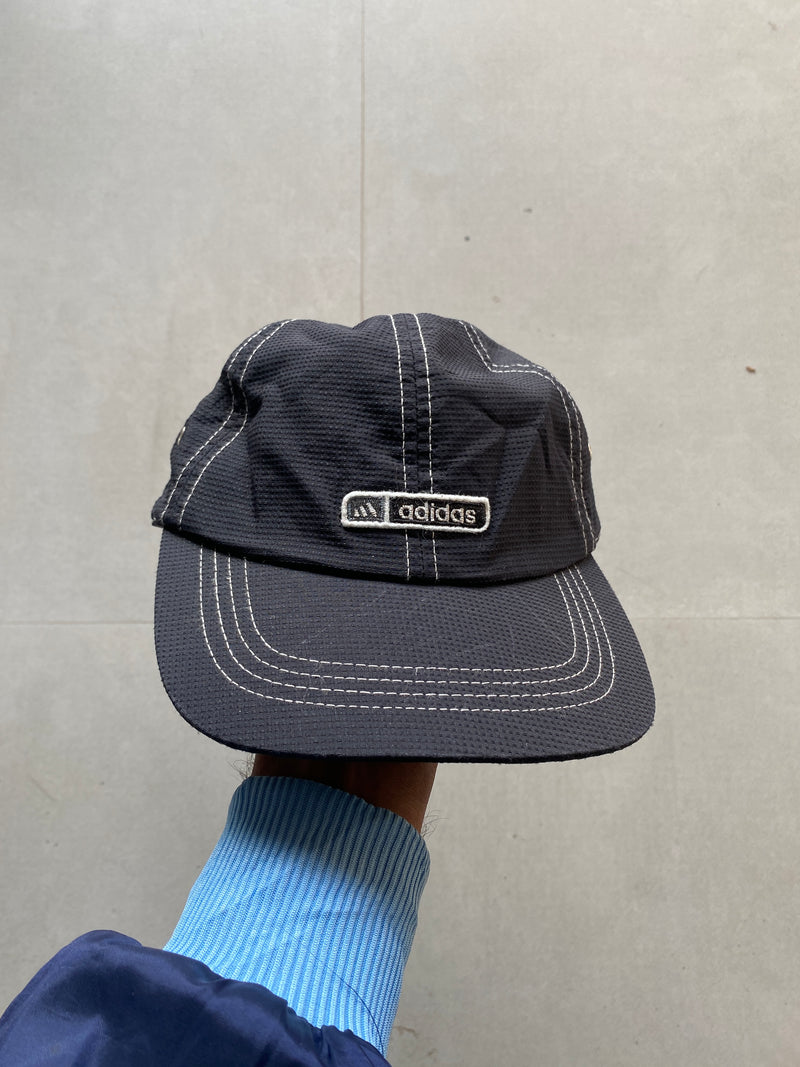 VINTAGE ADIDAS CAP