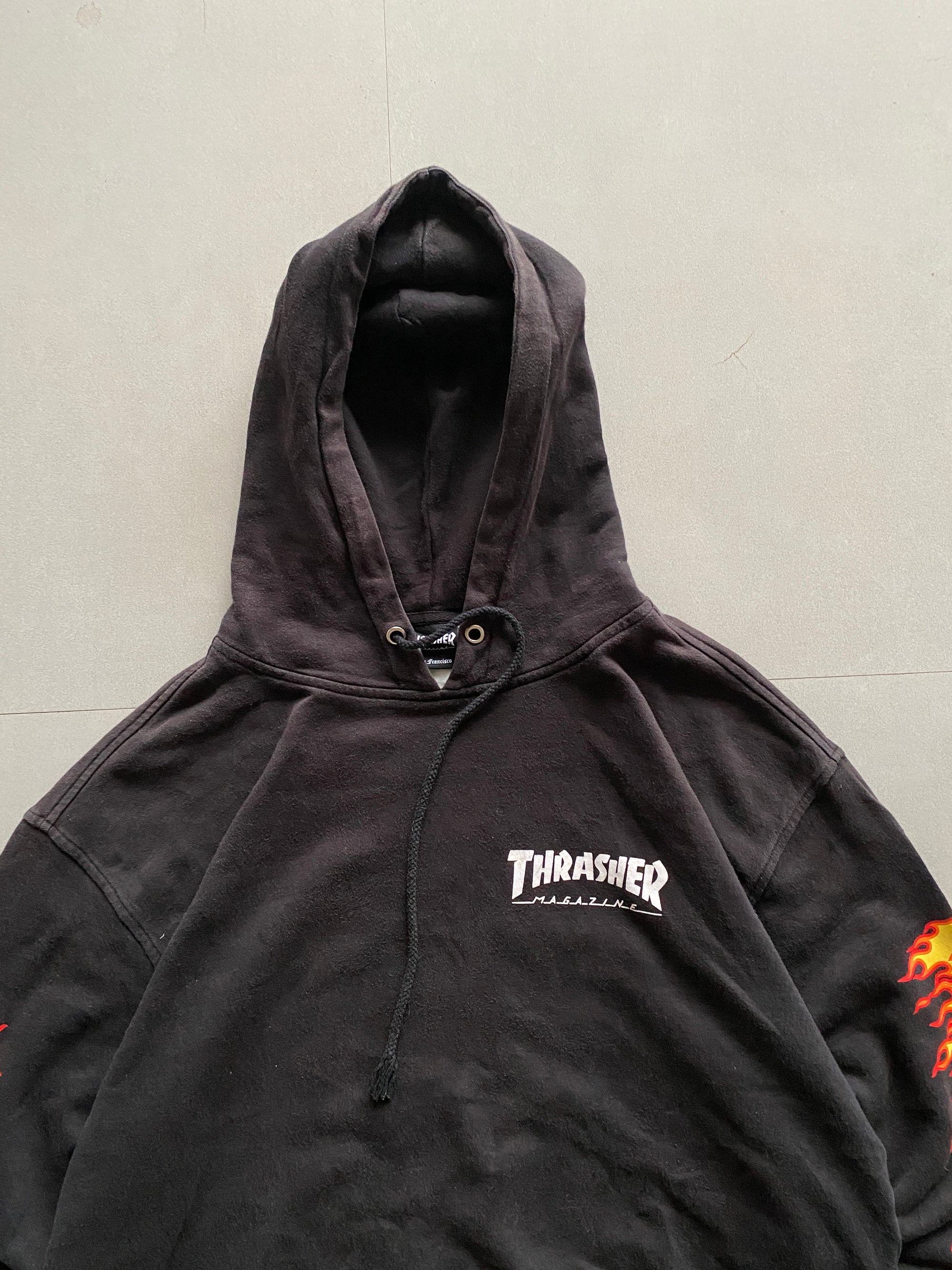 THRASHER MAGAZINE SPELL OUT HOODIE - L