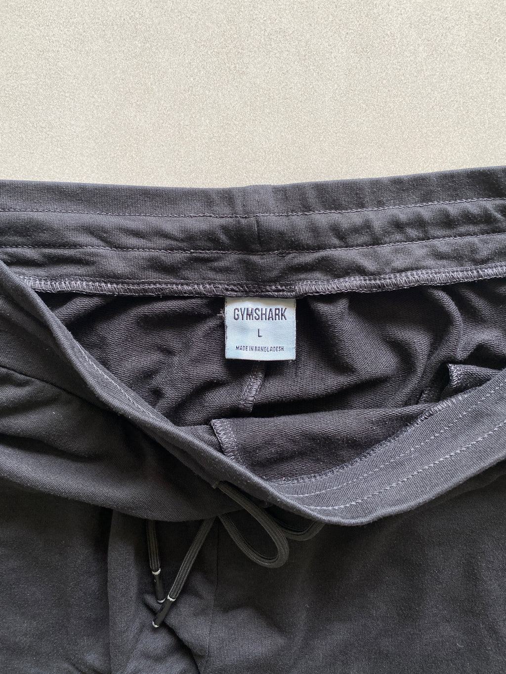 GYM SHARK SWEAT PANTS - L