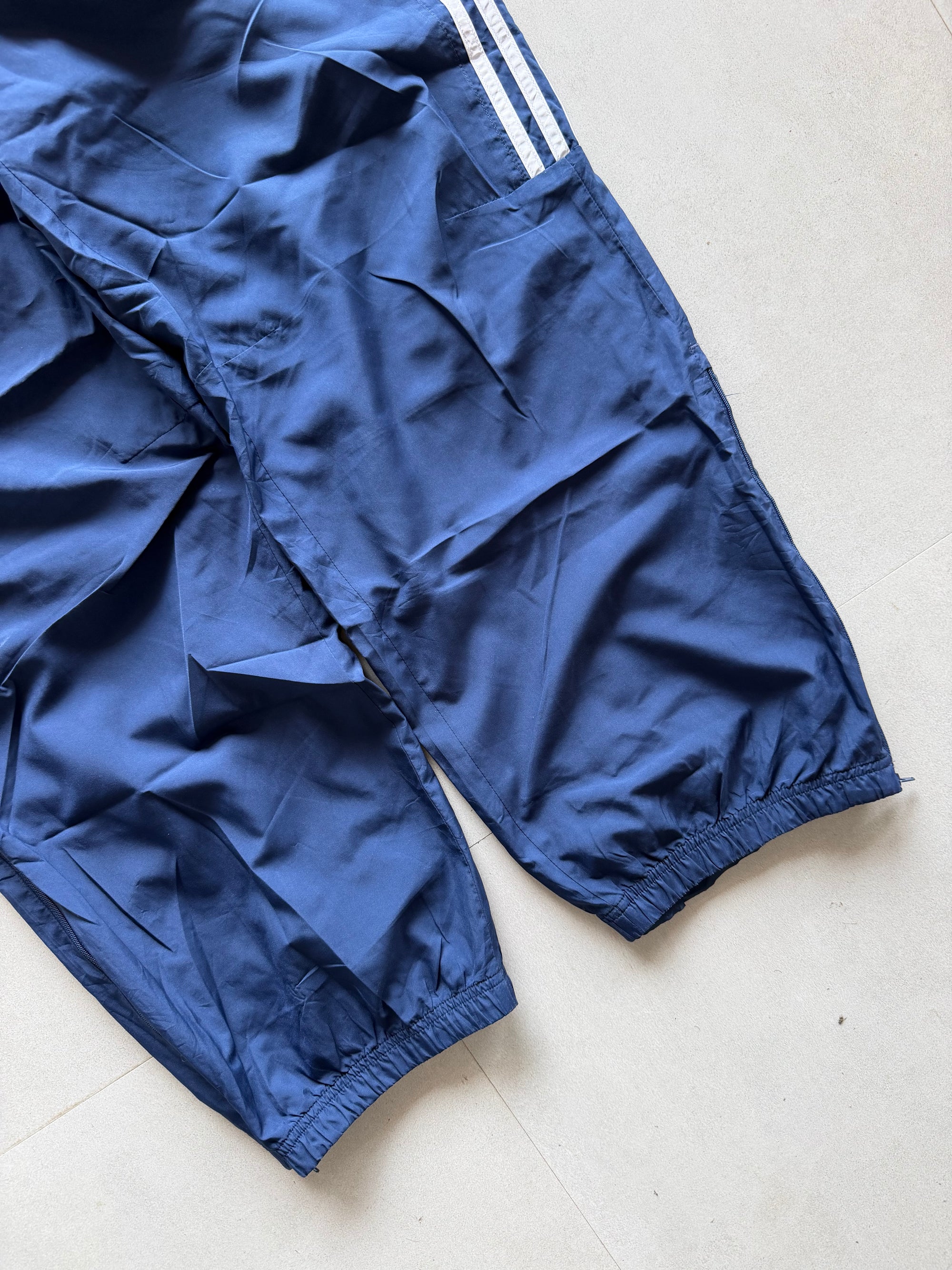 ADIDAS STRIPED TRACK PANT21 - M