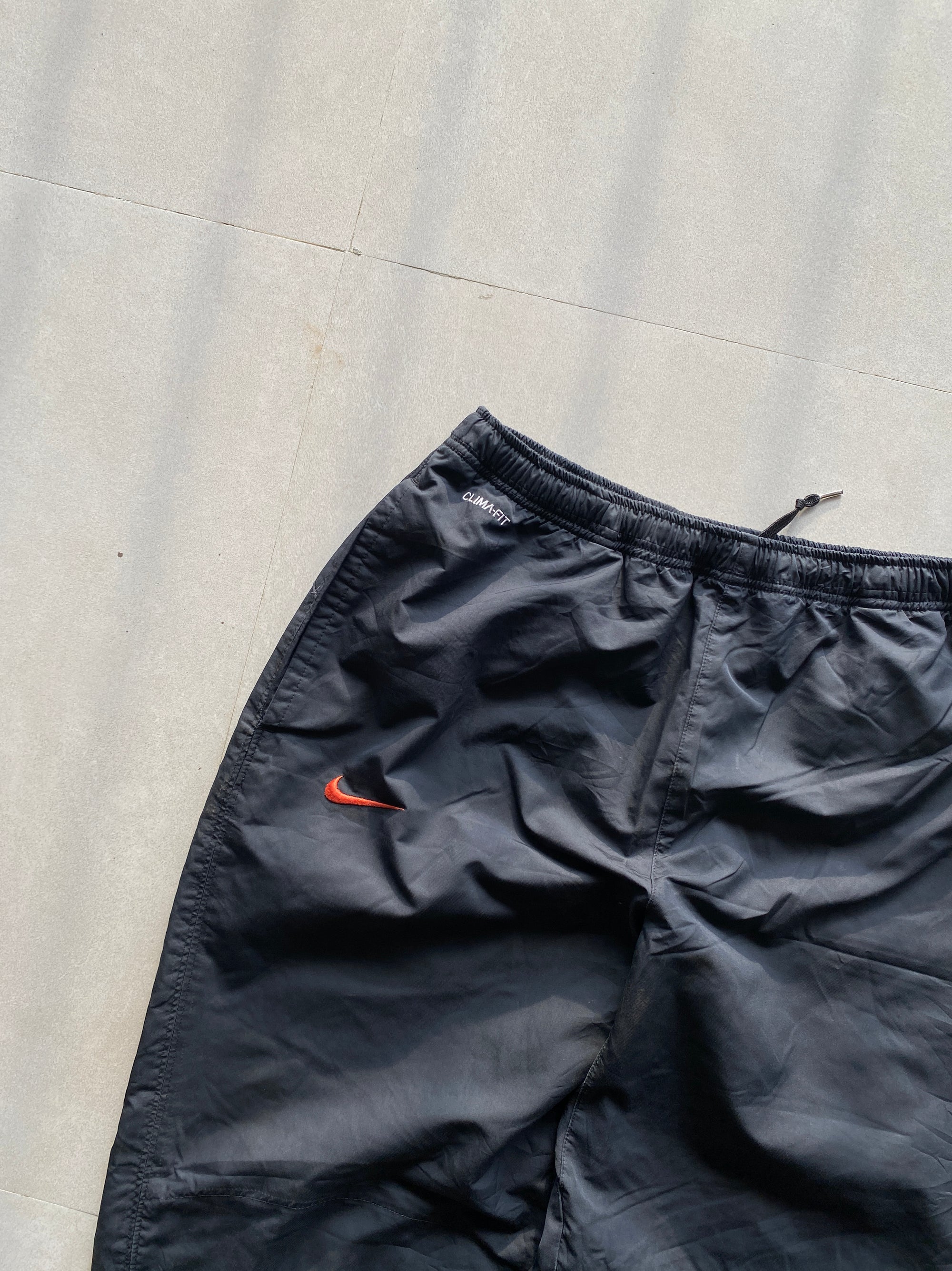 Nike TRACK PANT - M